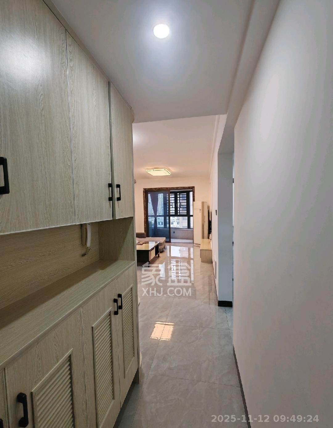 嘉雨兴园 2室1厅1卫 2700.0元/月 嘉雨兴园 2室1厅1卫 2700.0元/月室内图