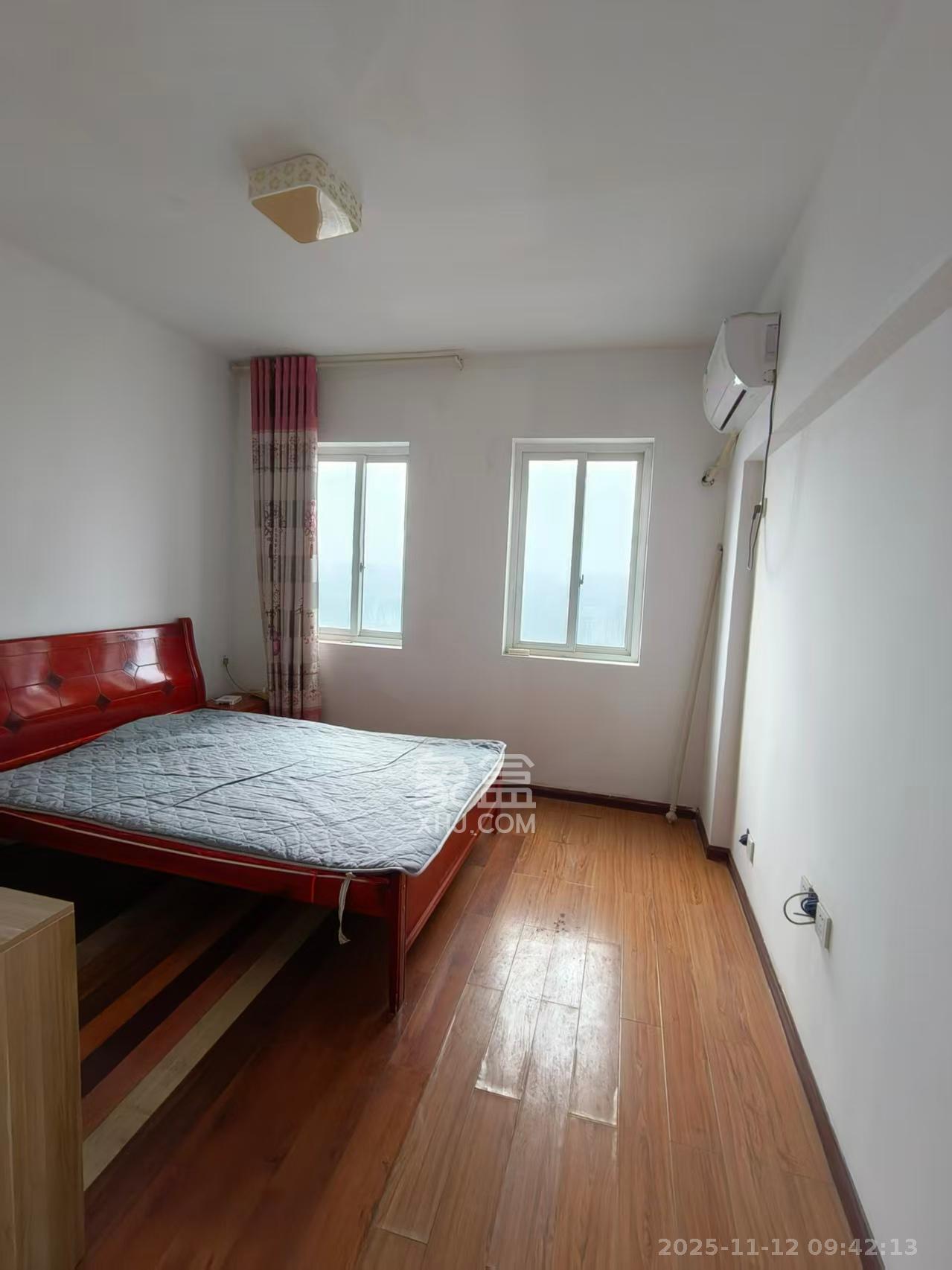 爵士湘 2室2厅1卫 1500.0元/月 爵士湘 2室2厅1卫 1500.0元/月室内图