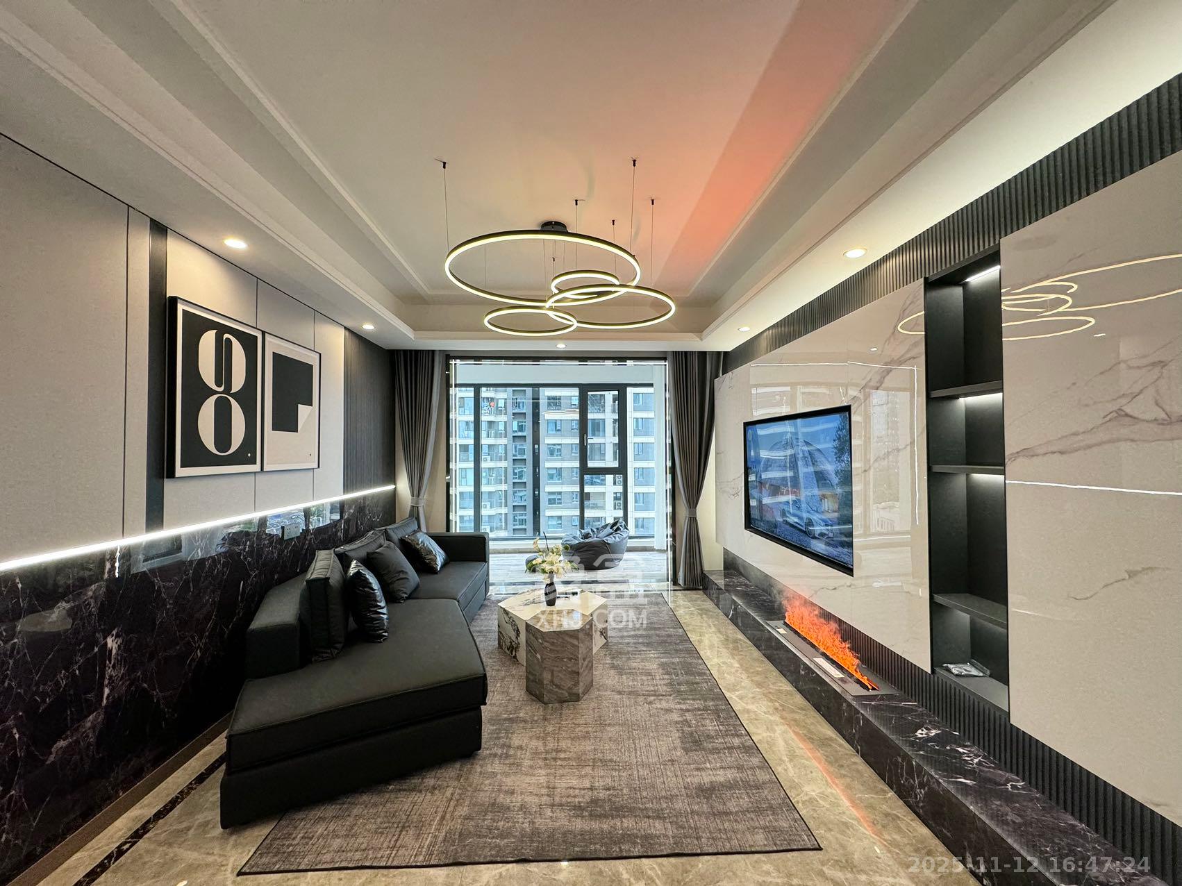 绿地V岛  3室1厅2卫    5200.0元/月室内图