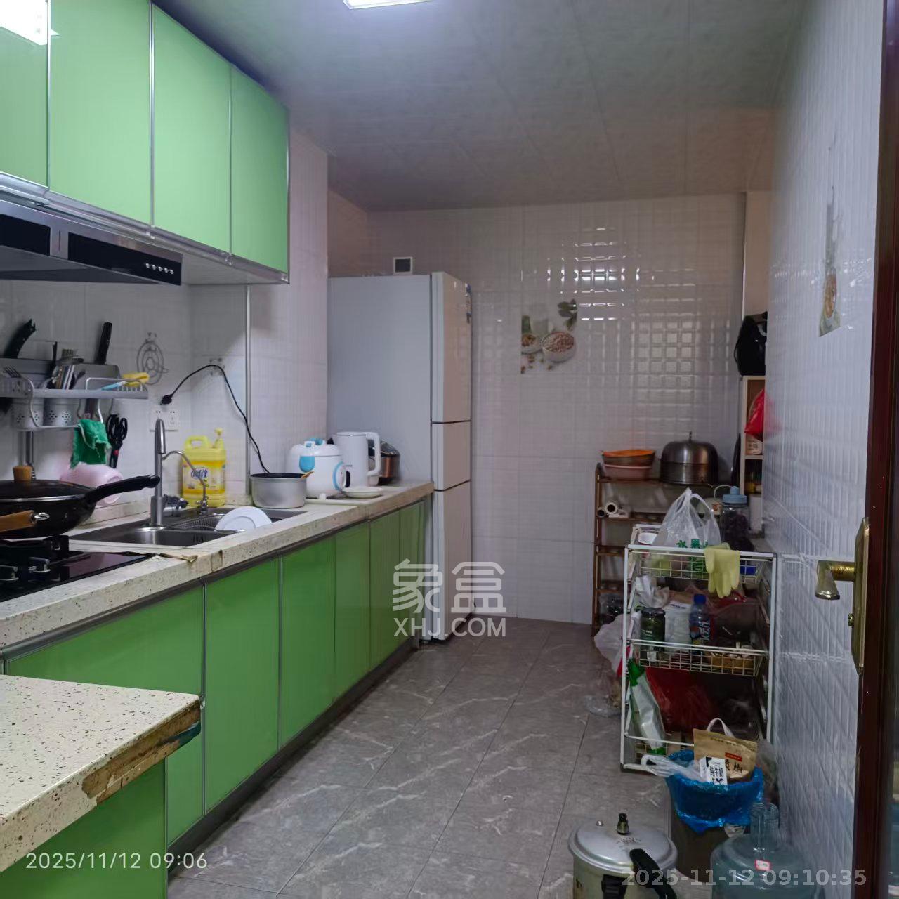 中信凯旋蓝岸（中信新城三期）  3室1厅1卫    2000.0元/月室内图