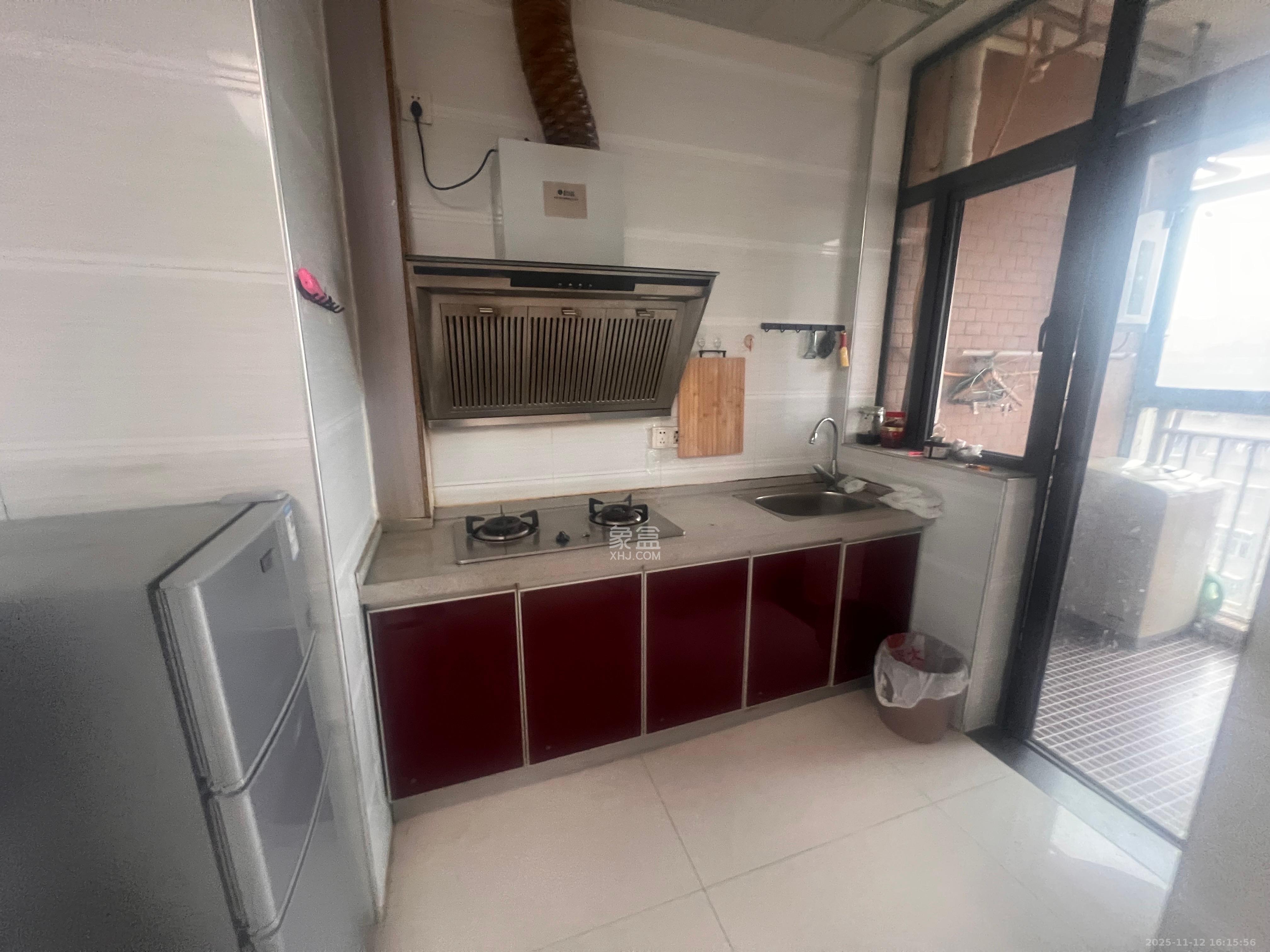 金领家族  1室1厅1卫    1400.0元/月室内图