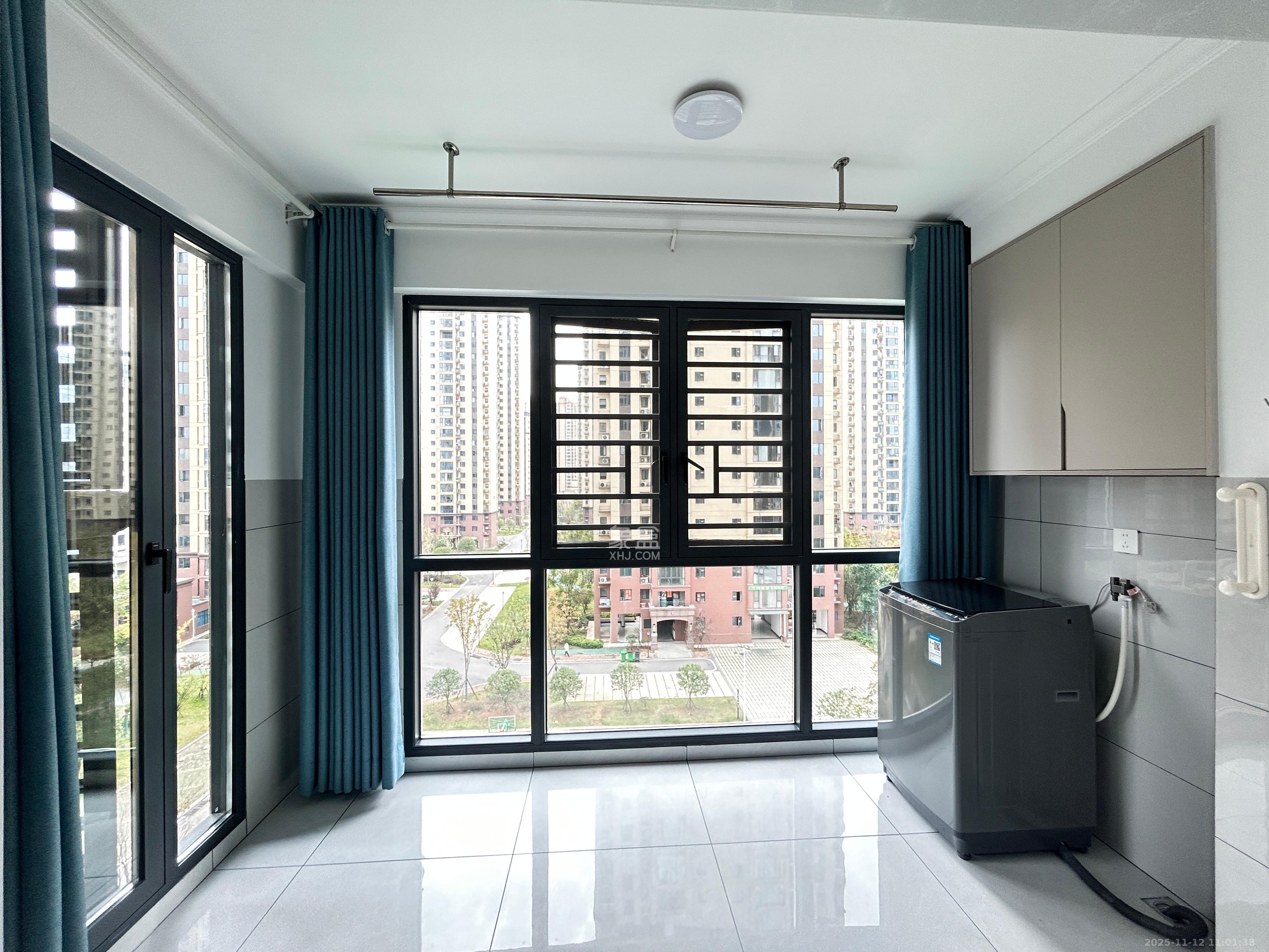 学士翰林苑  2室1厅1卫    1800.0元/月室内图