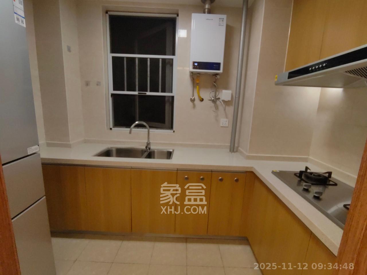 金科集美天辰  3室2厅1卫    2300.0元/月室内图