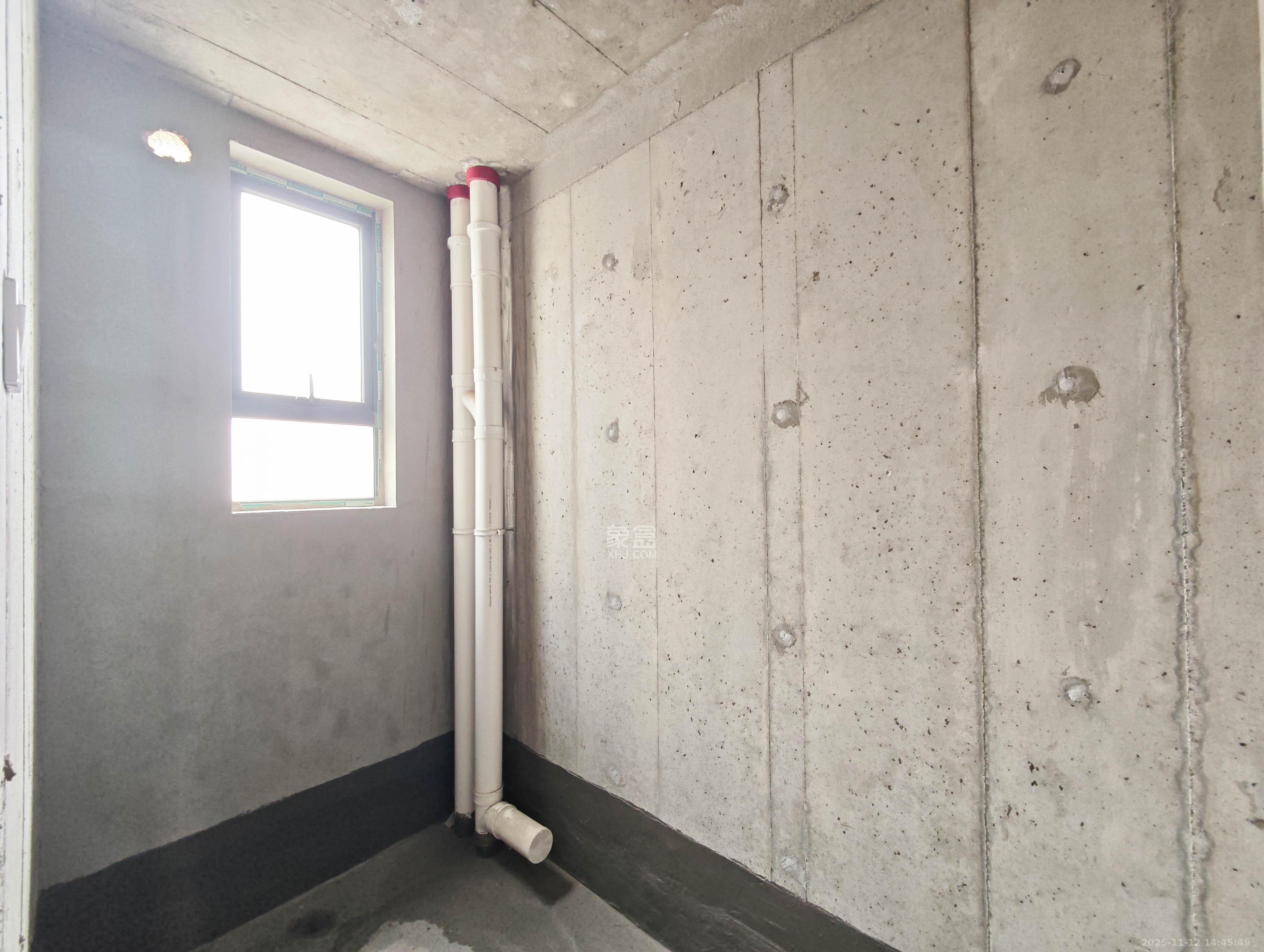 伊景园滨河苑 3室2厅2卫 72.8万 伊景园滨河苑 3室2厅2卫 72.8万卫生间