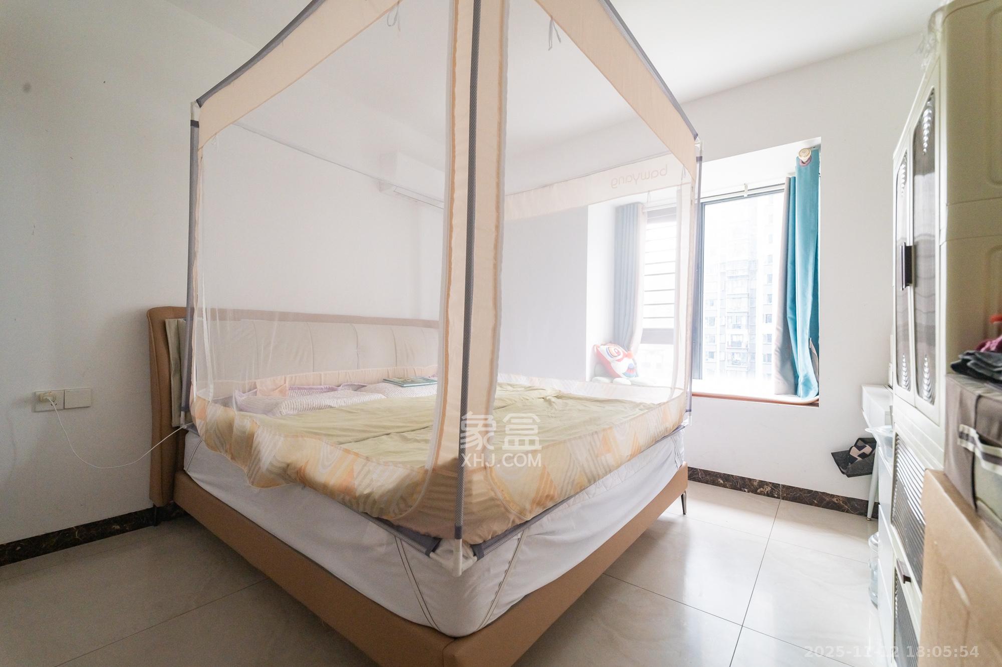 中建悦和城  4室2厅2卫    116.0万卧室