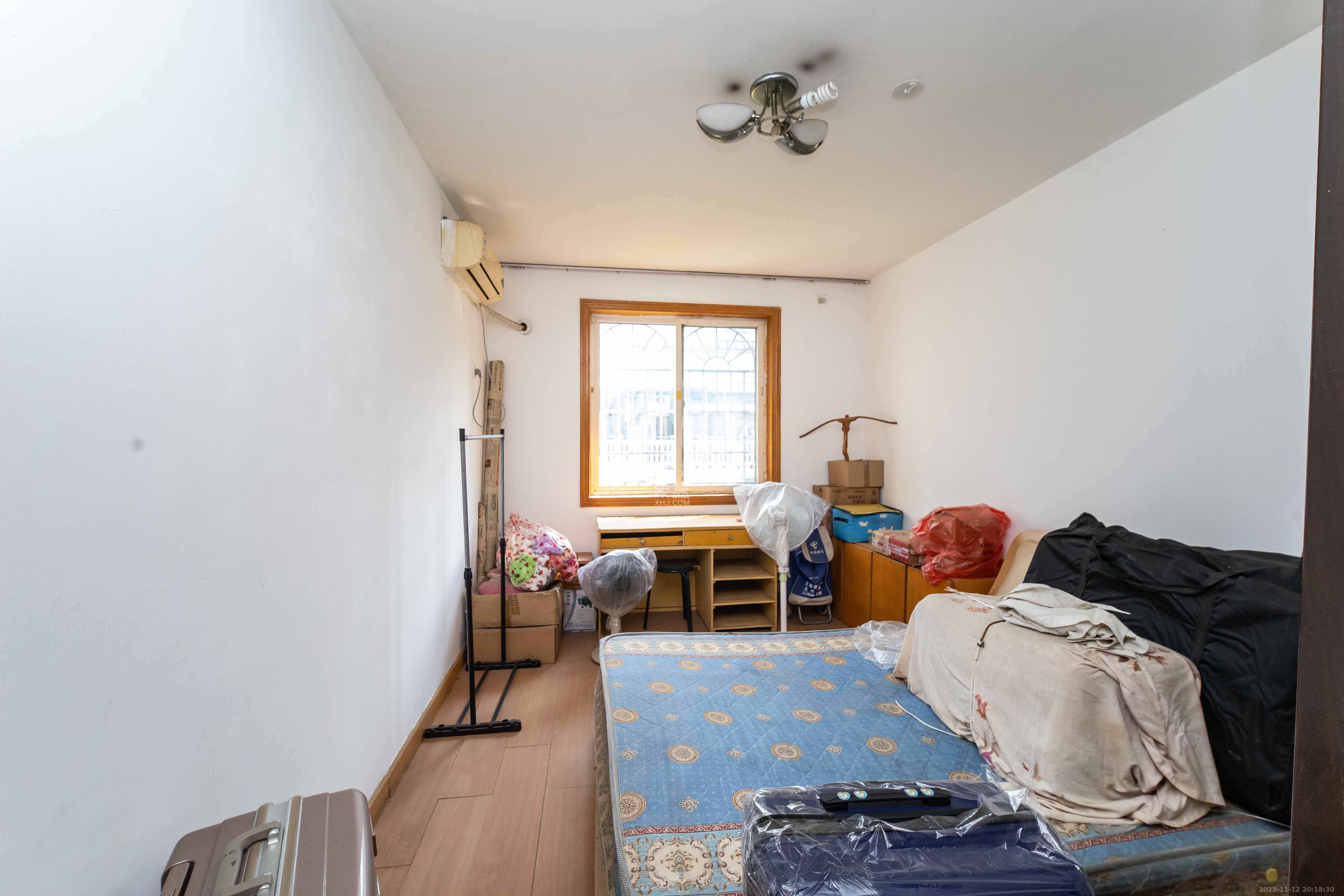 德政园 4室2厅1卫 2000.0元/月 德政园 4室2厅1卫 2000.0元/月室内图