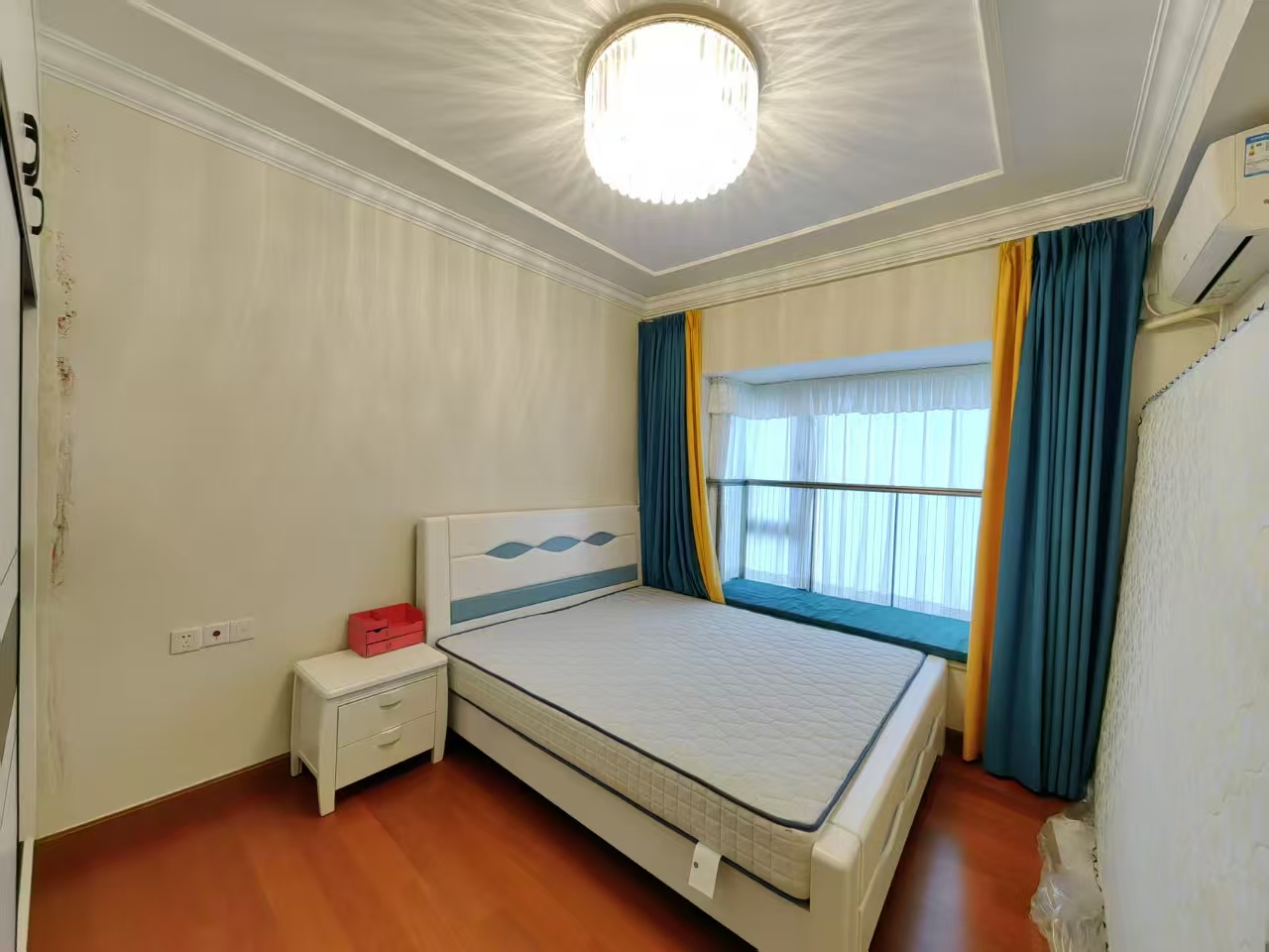 恒大绿洲  2室2厅1卫    2000.0元/月室内图