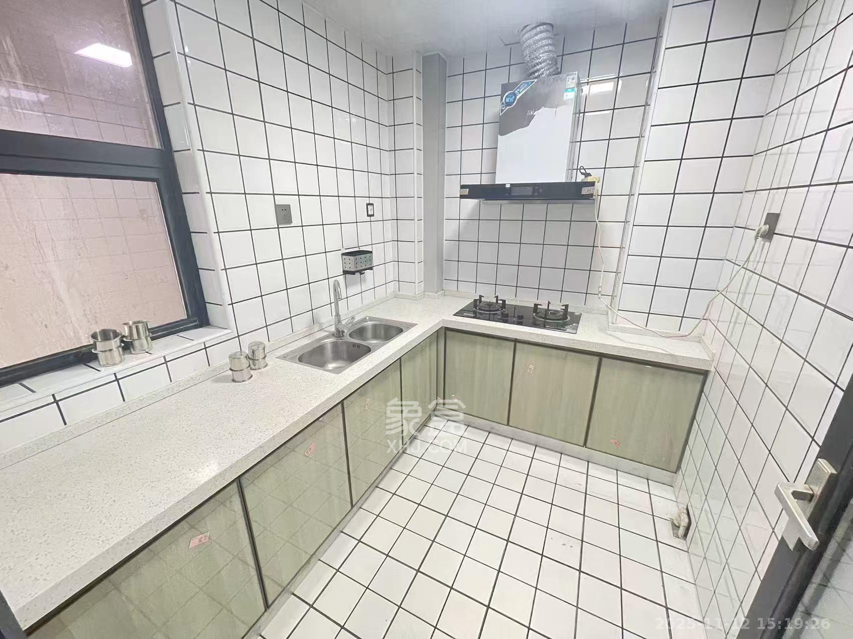 慢步江湾 3室1厅1卫 3000.0元/月 慢步江湾 3室1厅1卫 3000.0元/月室内图