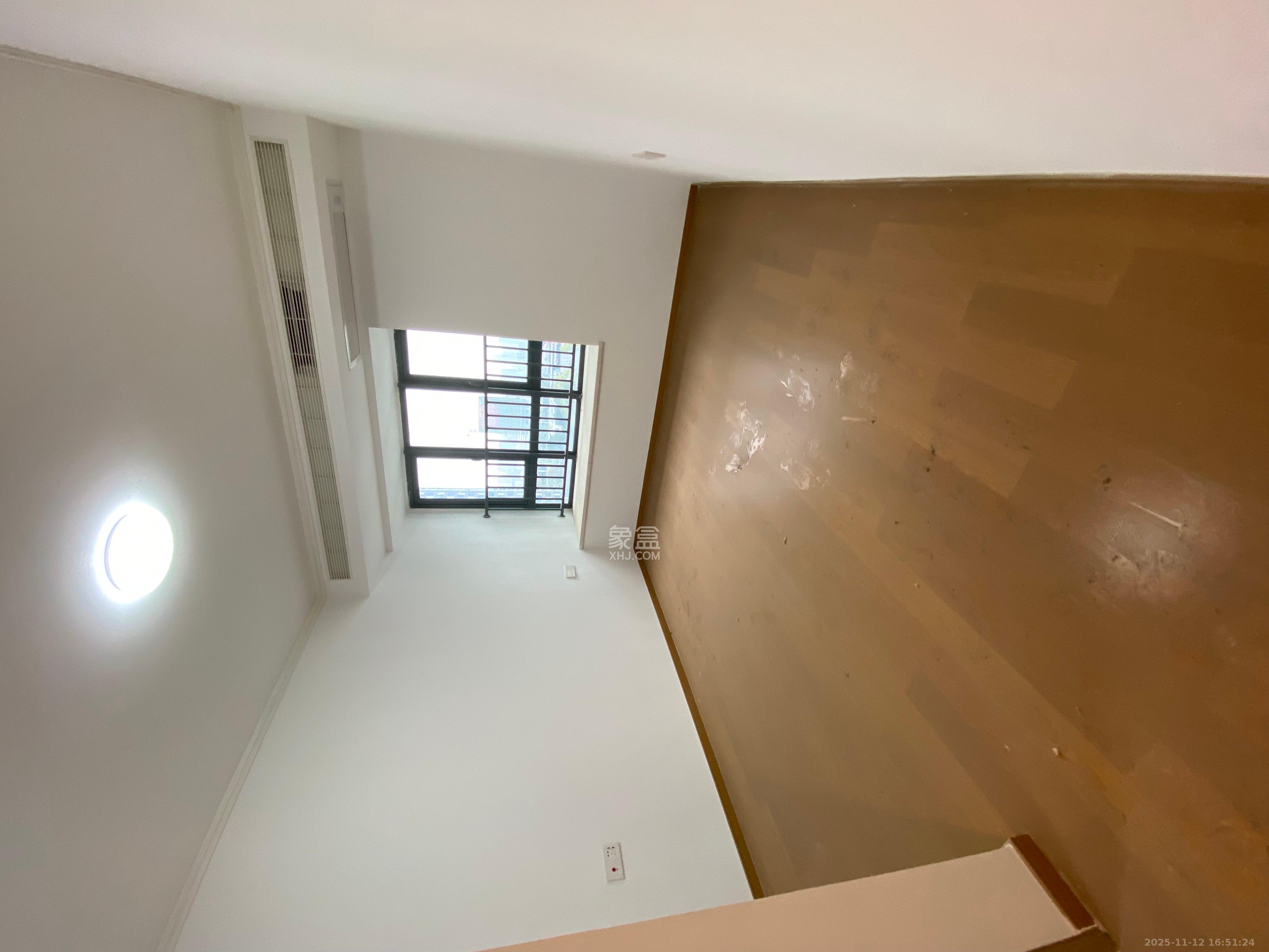 清控湖山雅居南区  4室2厅1卫    2600.0元/月室内图