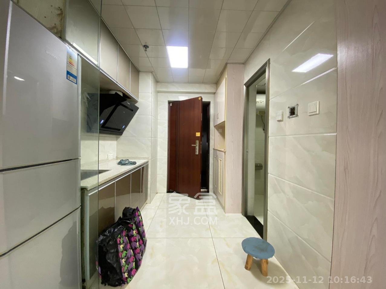 达美D6区 1室1厅1卫 1500.0元/月 达美D6区 1室1厅1卫 1500.0元/月室内图