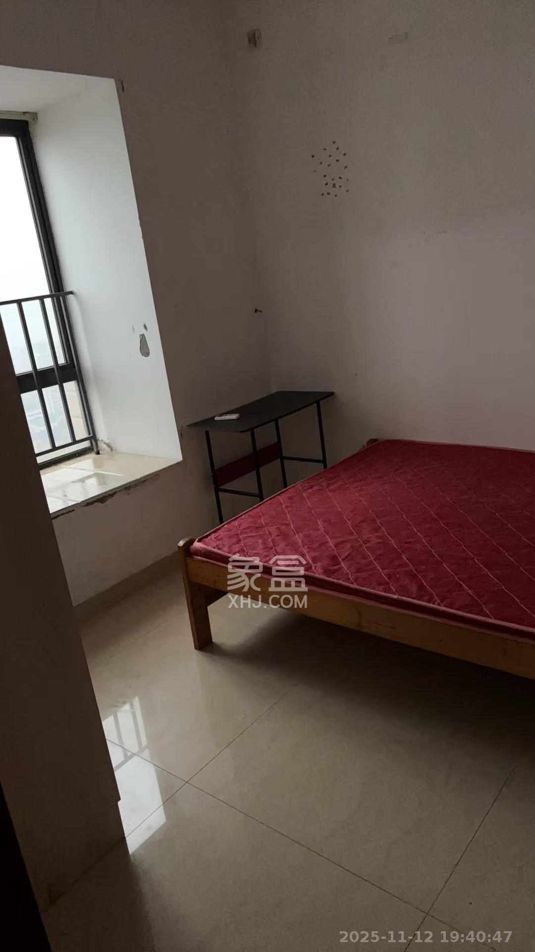 华润凤凰城二期 1室1厅1卫 1600.0元/月 华润凤凰城二期 1室1厅1卫 1600.0元/月室内图