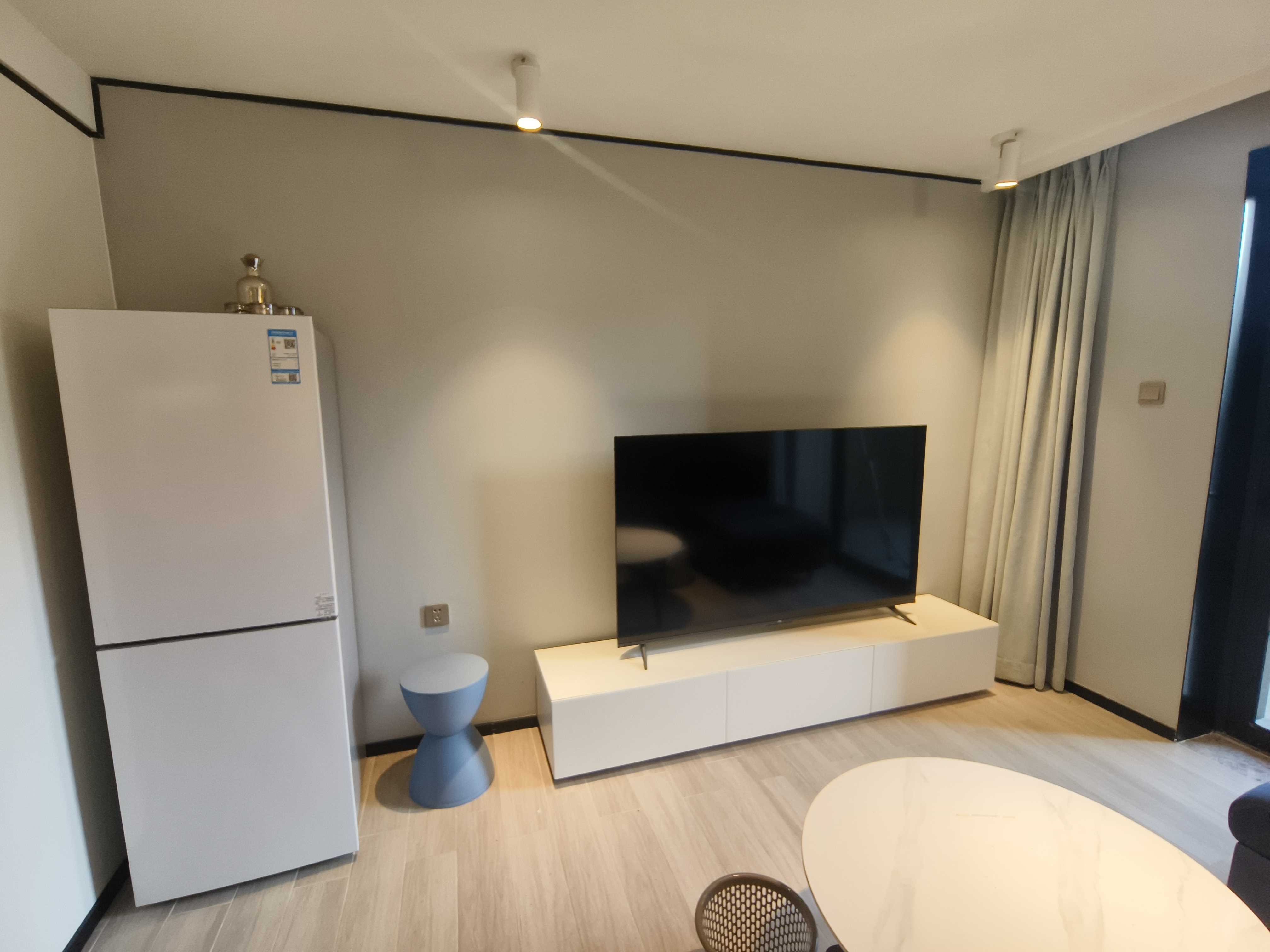 融创海口一号  1室1厅1卫    3300.0元/月室内图