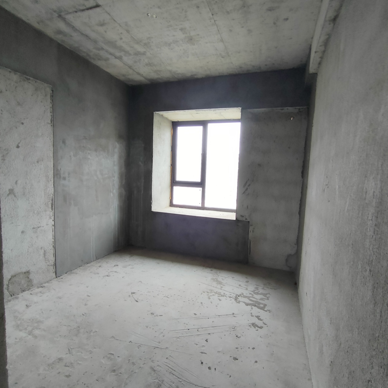 吉鸿花园 3室2厅2卫 76.8万 吉鸿花园 3室2厅2卫 76.8万客厅