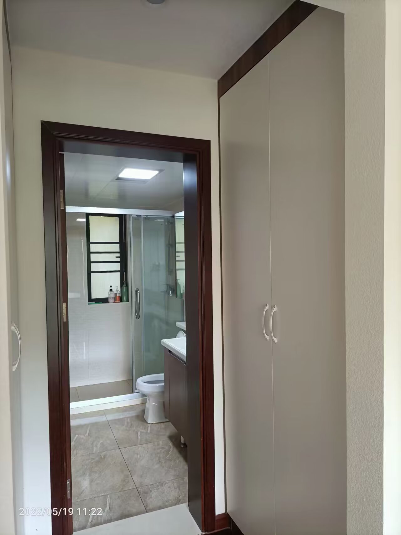 中海锦城  3室2厅2卫    195.0万客厅