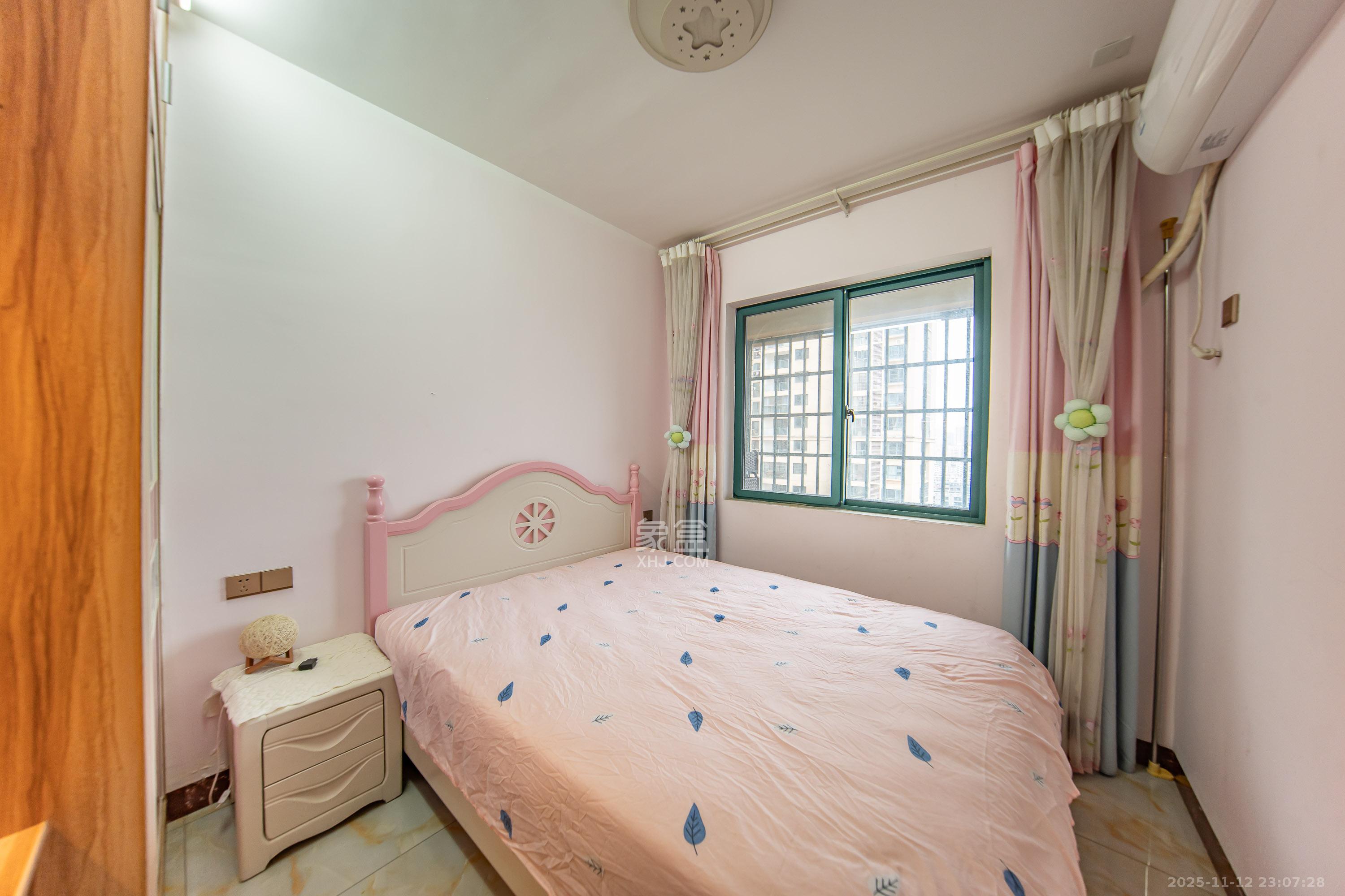 洋湖时代 4室2厅2卫 106.0万 洋湖时代 4室2厅2卫 106.0万卧室