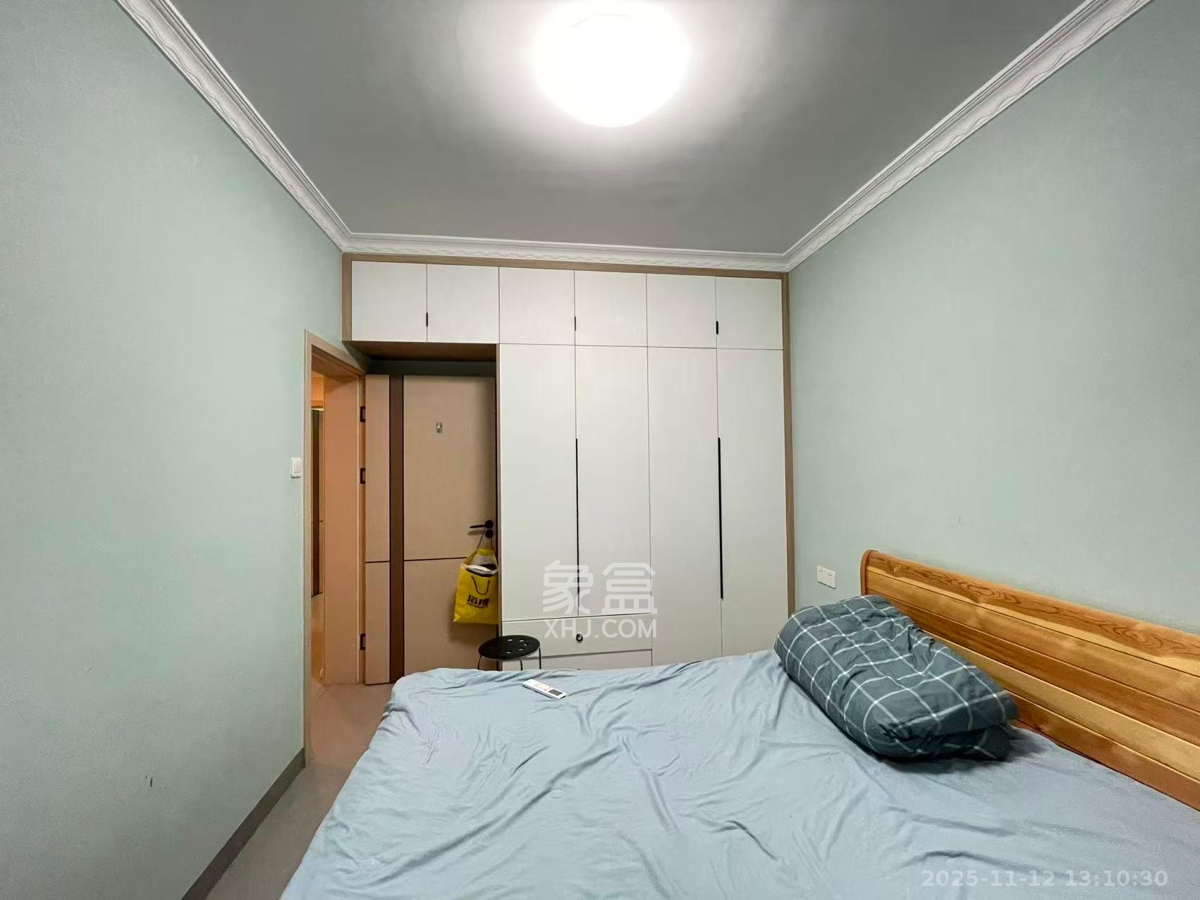 星月绿洲 4室2厅2卫 2200.0元/月 星月绿洲 4室2厅2卫 2200.0元/月室内图