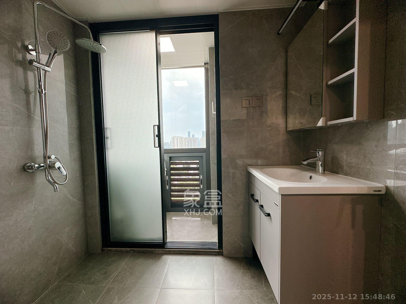 润和国际广场 1室1厅1卫 2200.0元/月 润和国际广场 1室1厅1卫 2200.0元/月室内图