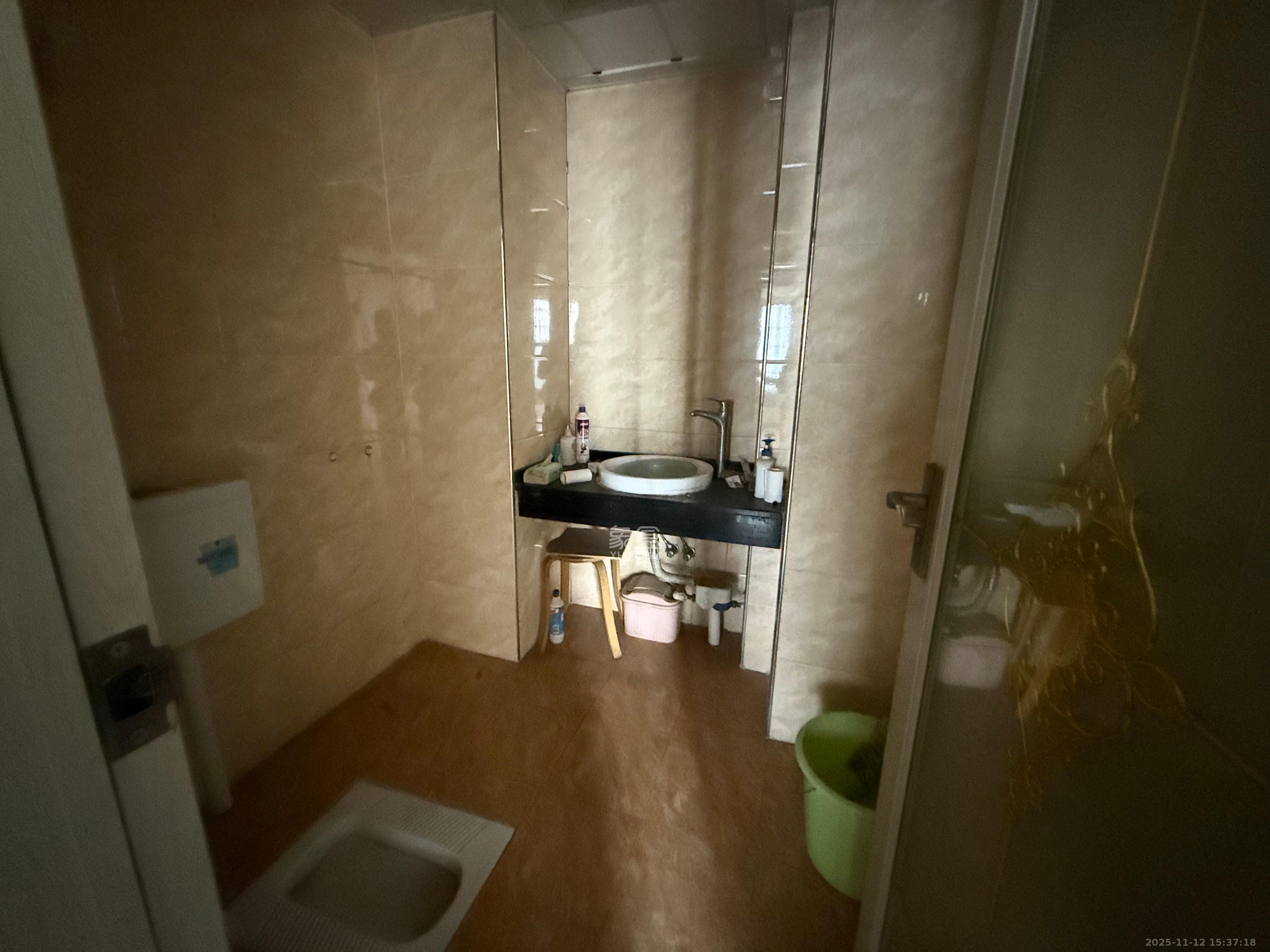 凯通国际城(凯通朝庭) 1室1厅1卫 1800.0元/月 凯通国际城(凯通朝庭) 1室1厅1卫 1800.0元/月室内图