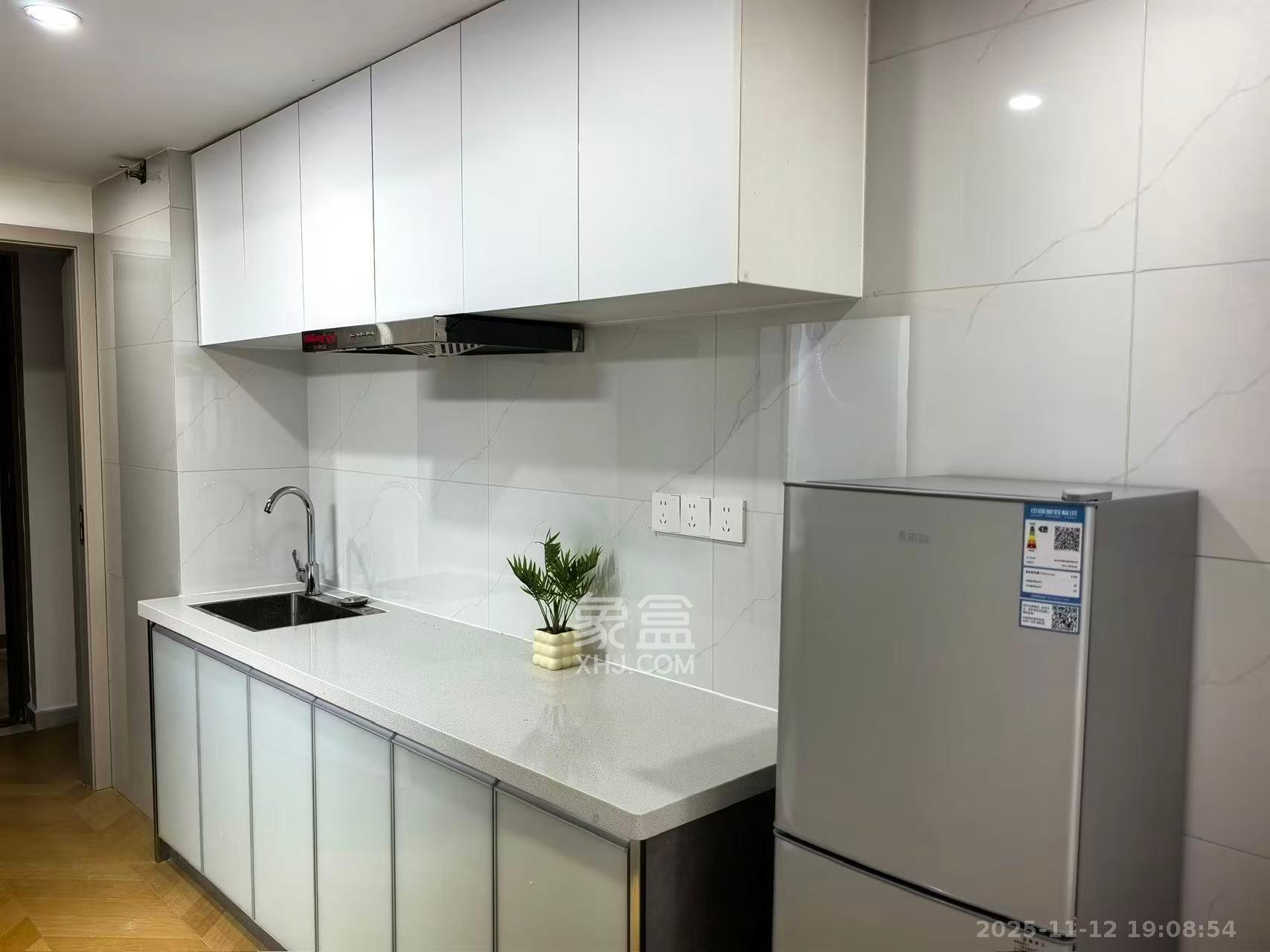 新城悦隽公园  1室0厅0卫    1200.0元/月室内图