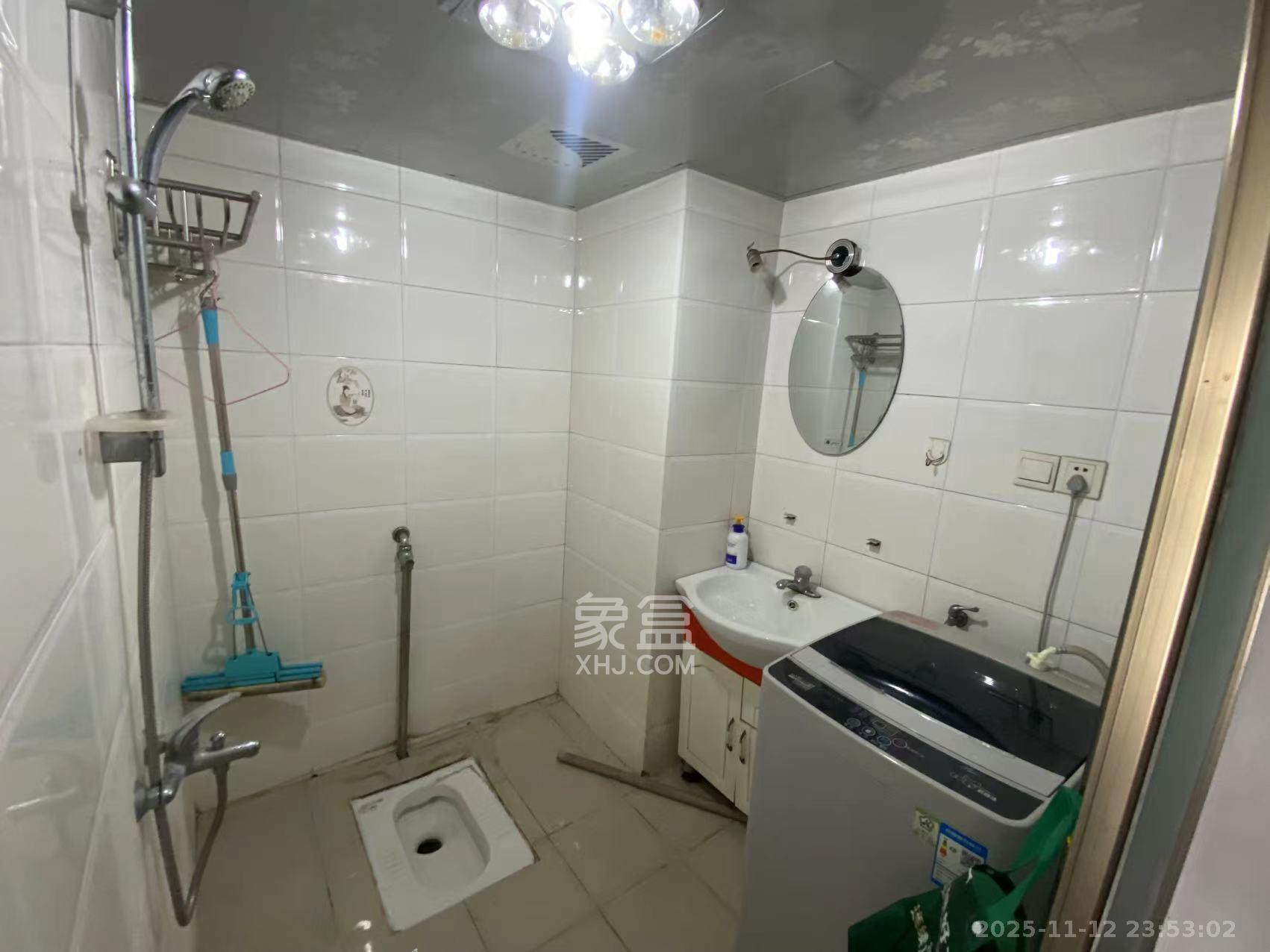 伍家岭生活广场  1室1厅1卫    1500.0元/月室内图