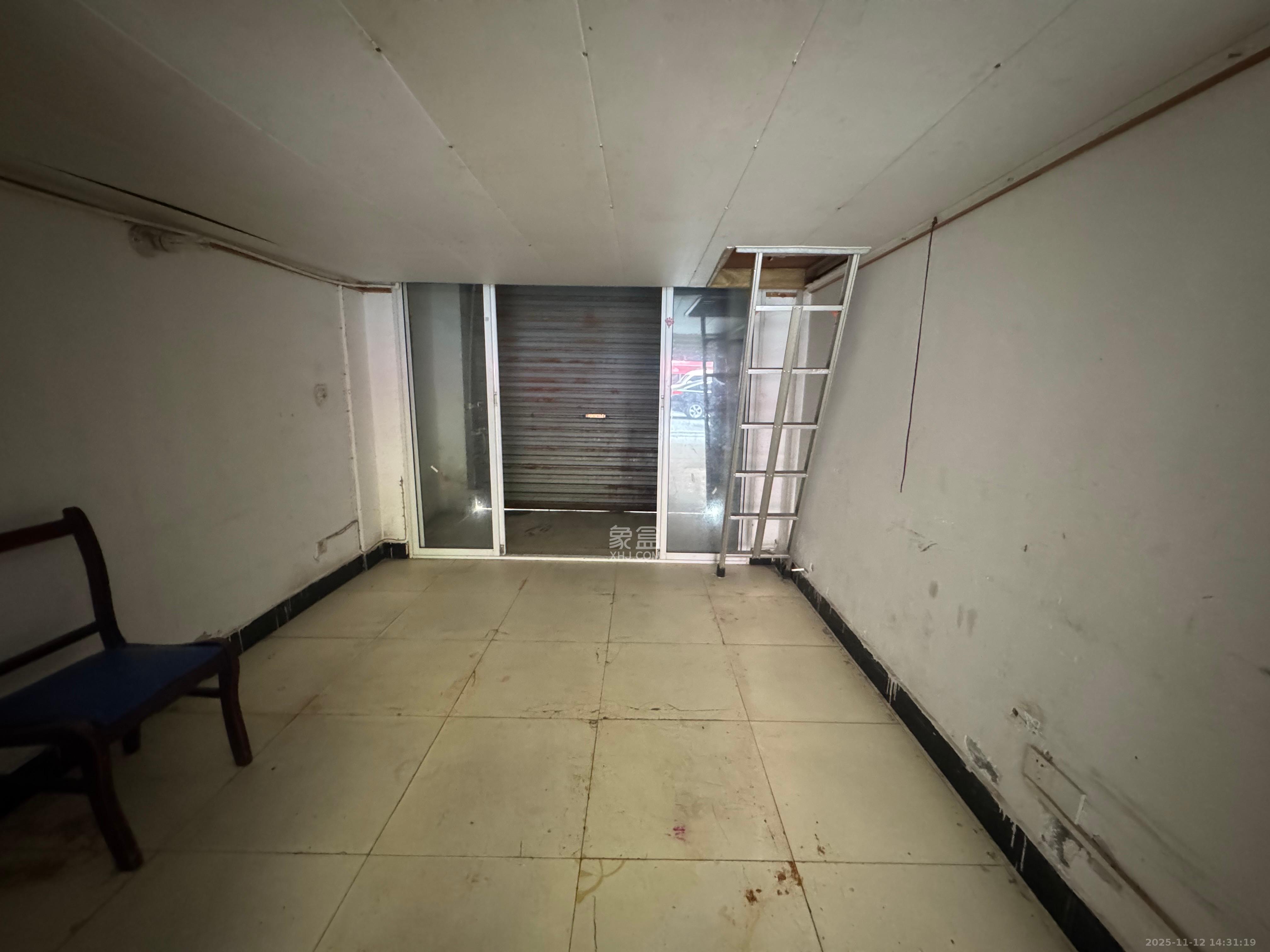 高岭小区  1室1厅1卫    1600.0元/月