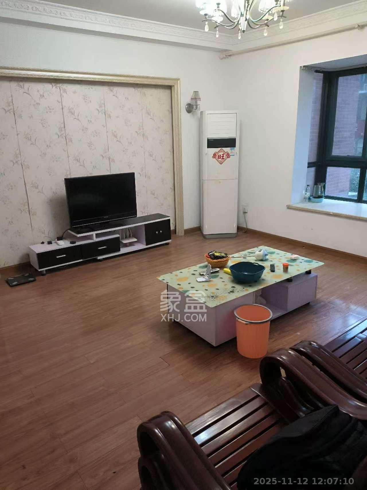 东玺门 3室2厅2卫 3200.0元/月 东玺门 3室2厅2卫 3200.0元/月室内图