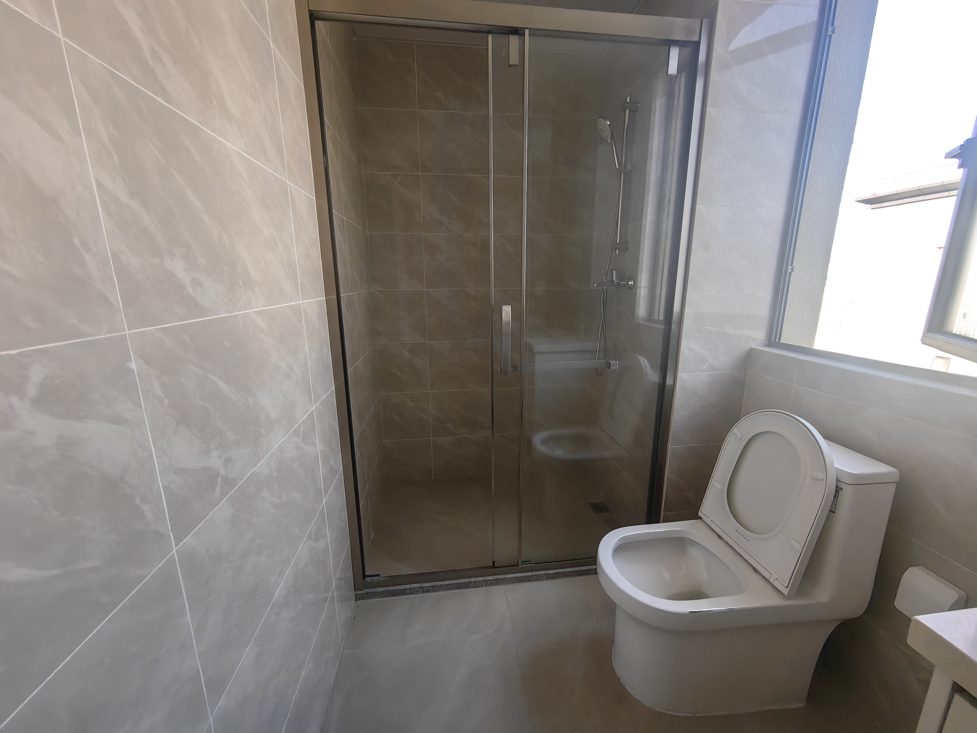 海府大院（海府路41号）  3室2厅2卫    3200.0元/月室内图