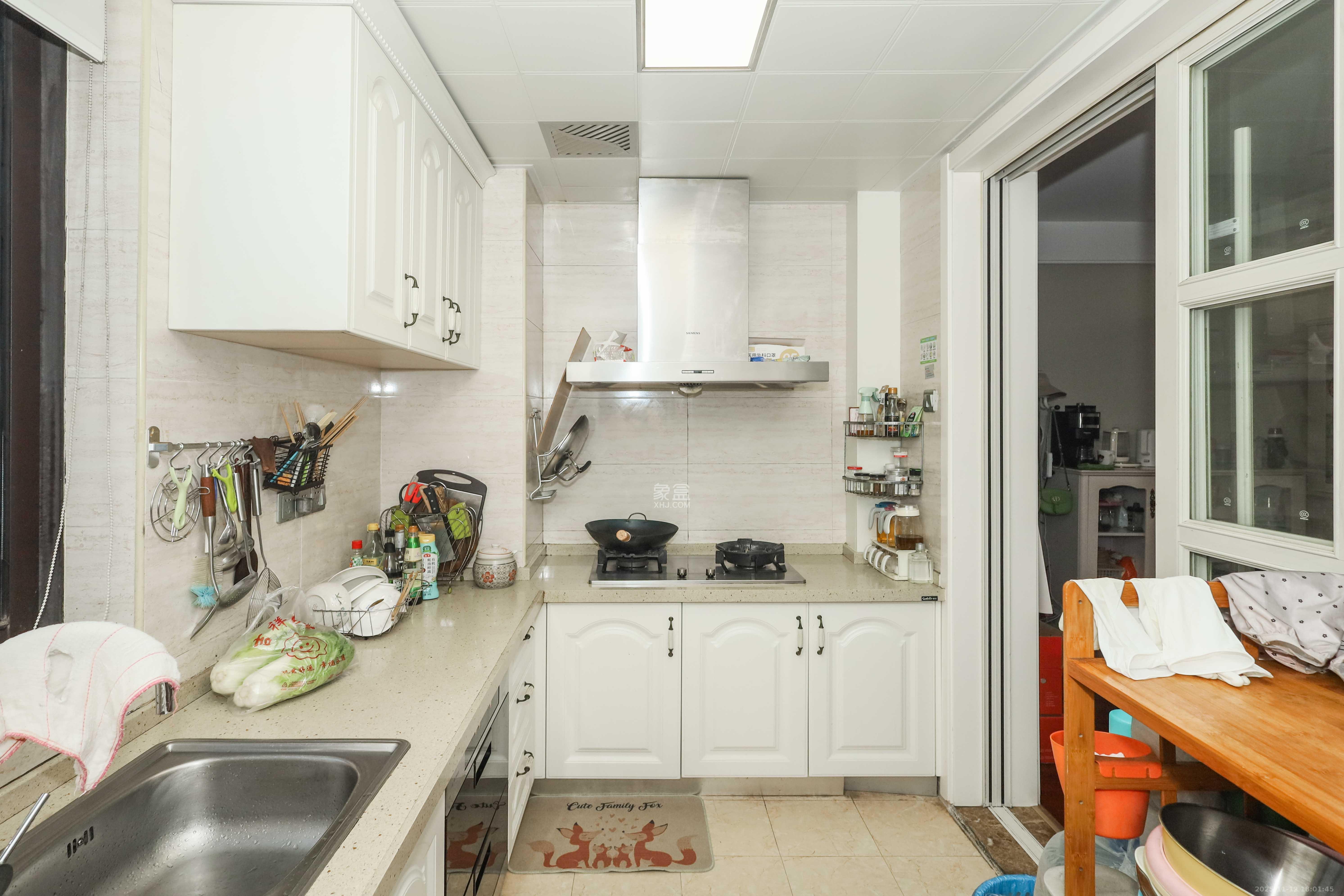 保利麓谷林语E区 4室2厅2卫 122.0万 保利麓谷林语E区 4室2厅2卫 122.0万厨房