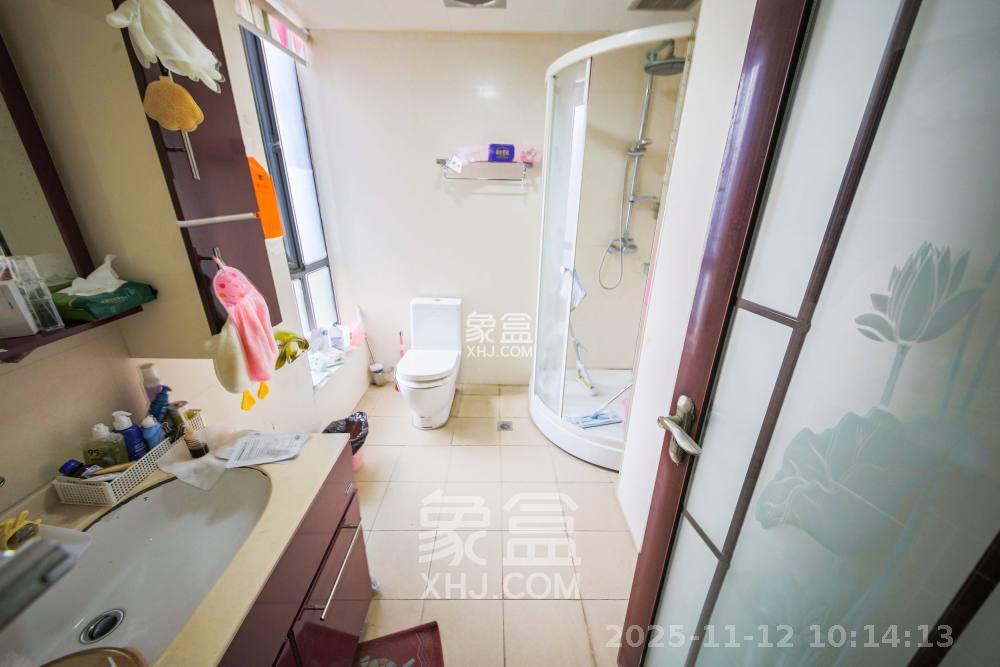 梦网景园  4室2厅2卫    3800.0元/月室内图