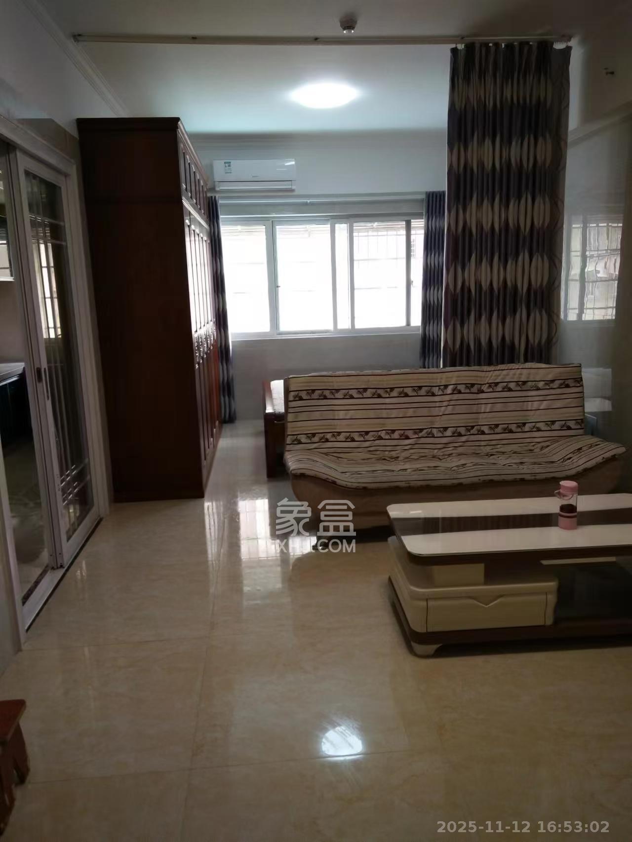 星城新宇颐景苑  1室2厅1卫    1550.0元/月室内图