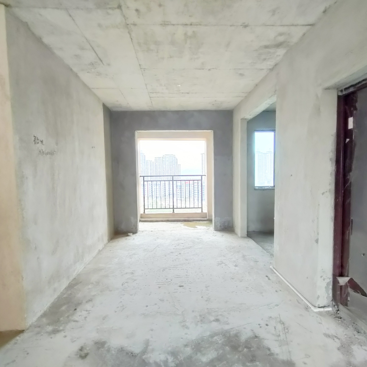 吉鸿花园 1室0厅0卫 70.0万 吉鸿花园 1室0厅0卫 70.0万客厅