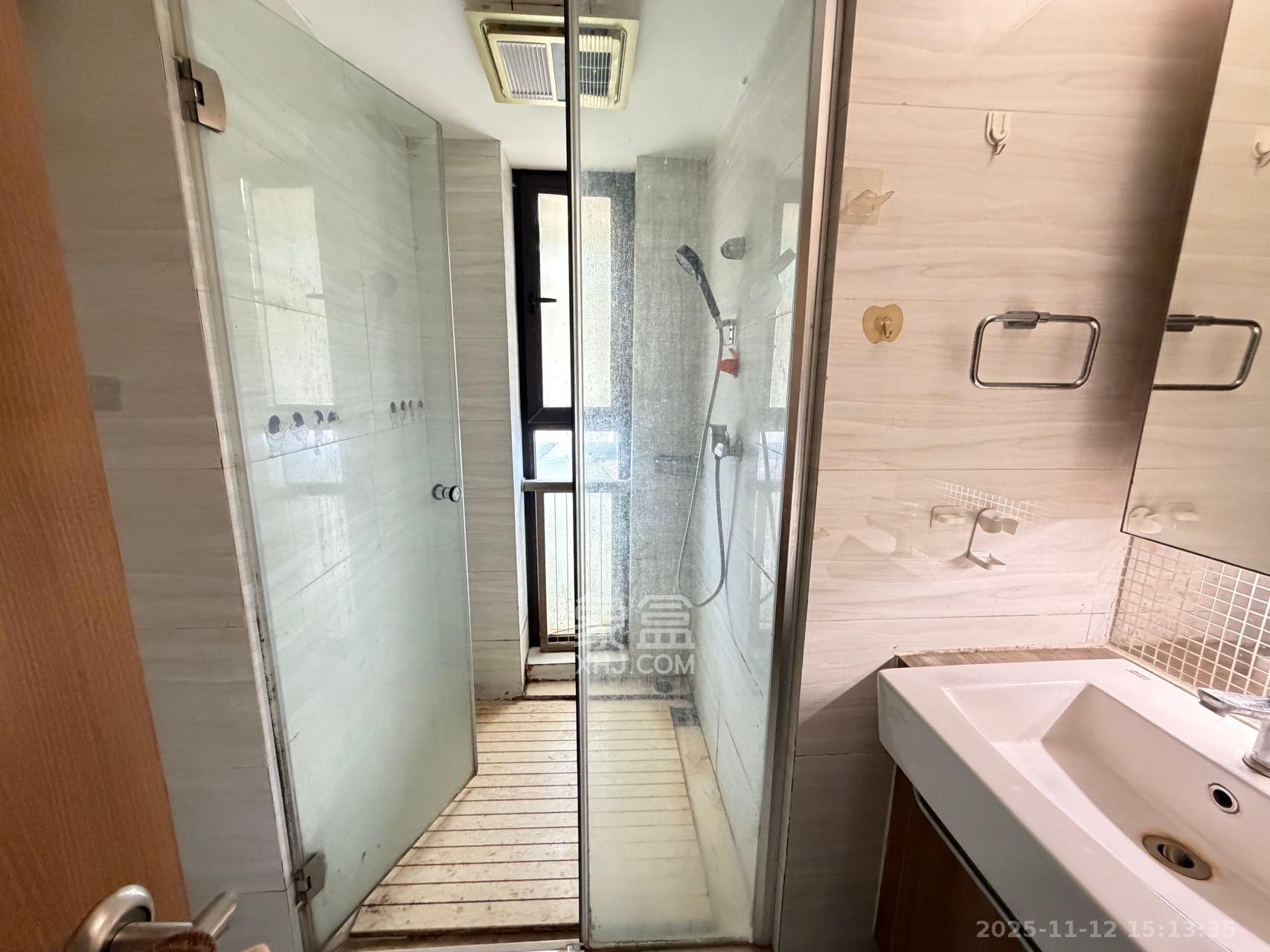 奥林匹克花园贡院三期  1室1厅1卫    1500.0元/月室内图