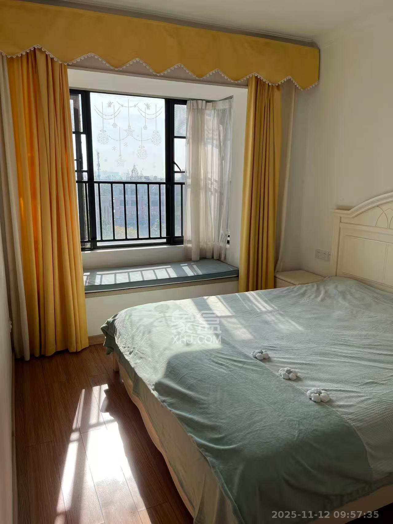 万科金域缇香  3室2厅2卫    3300.0元/月室内图