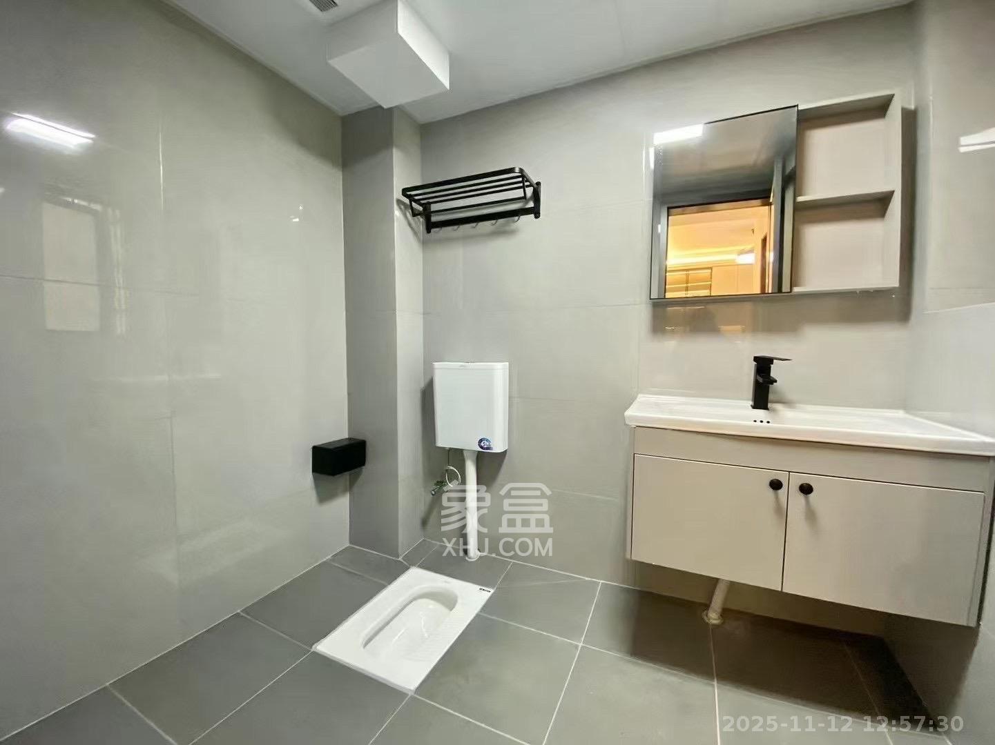 幸福里(幸福里一期) 3室2厅1卫 2800.0元/月 幸福里(幸福里一期) 3室2厅1卫 2800.0元/月室内图