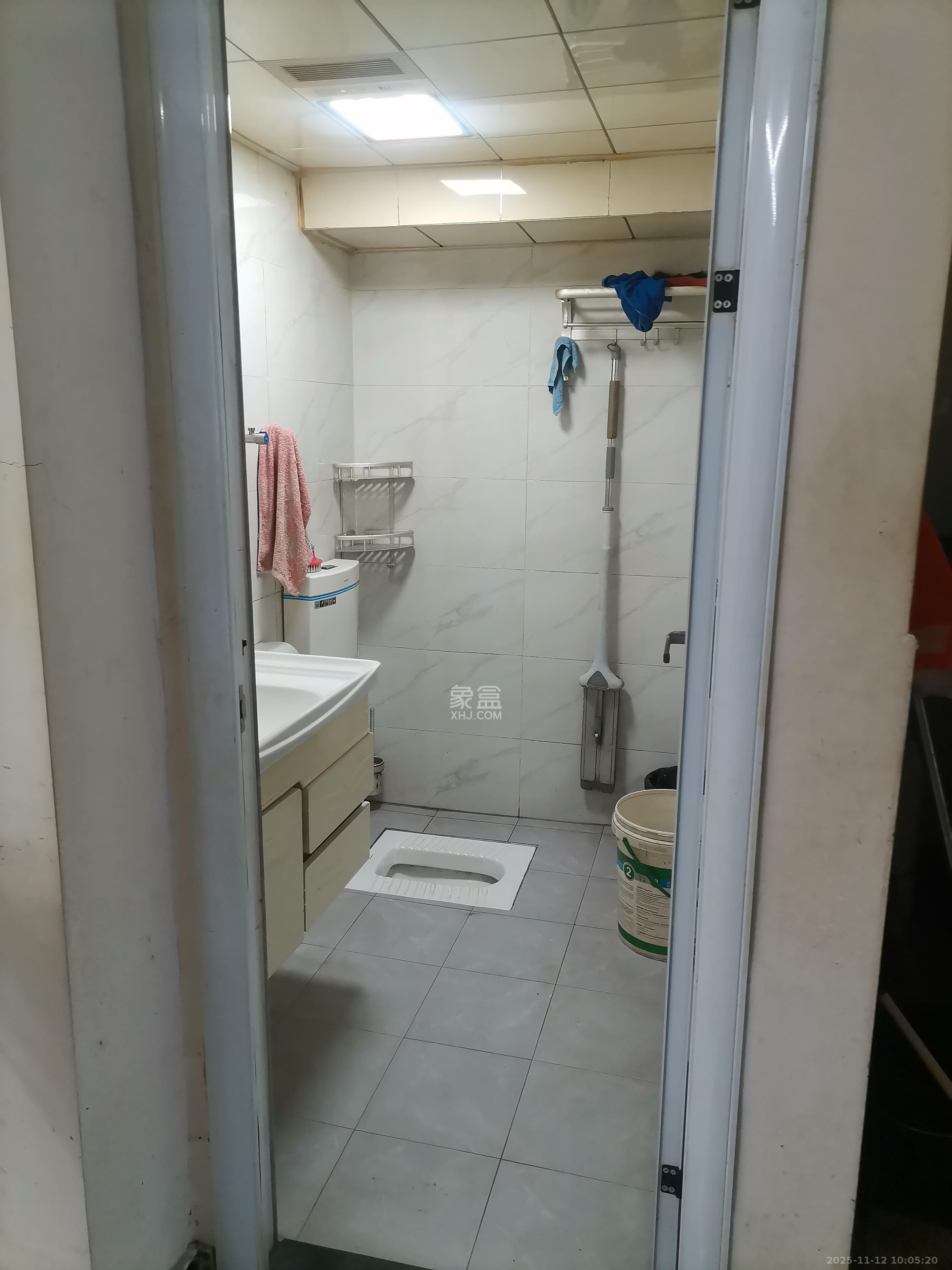 钱隆世家   64.31㎡      3400.0元/月室内图