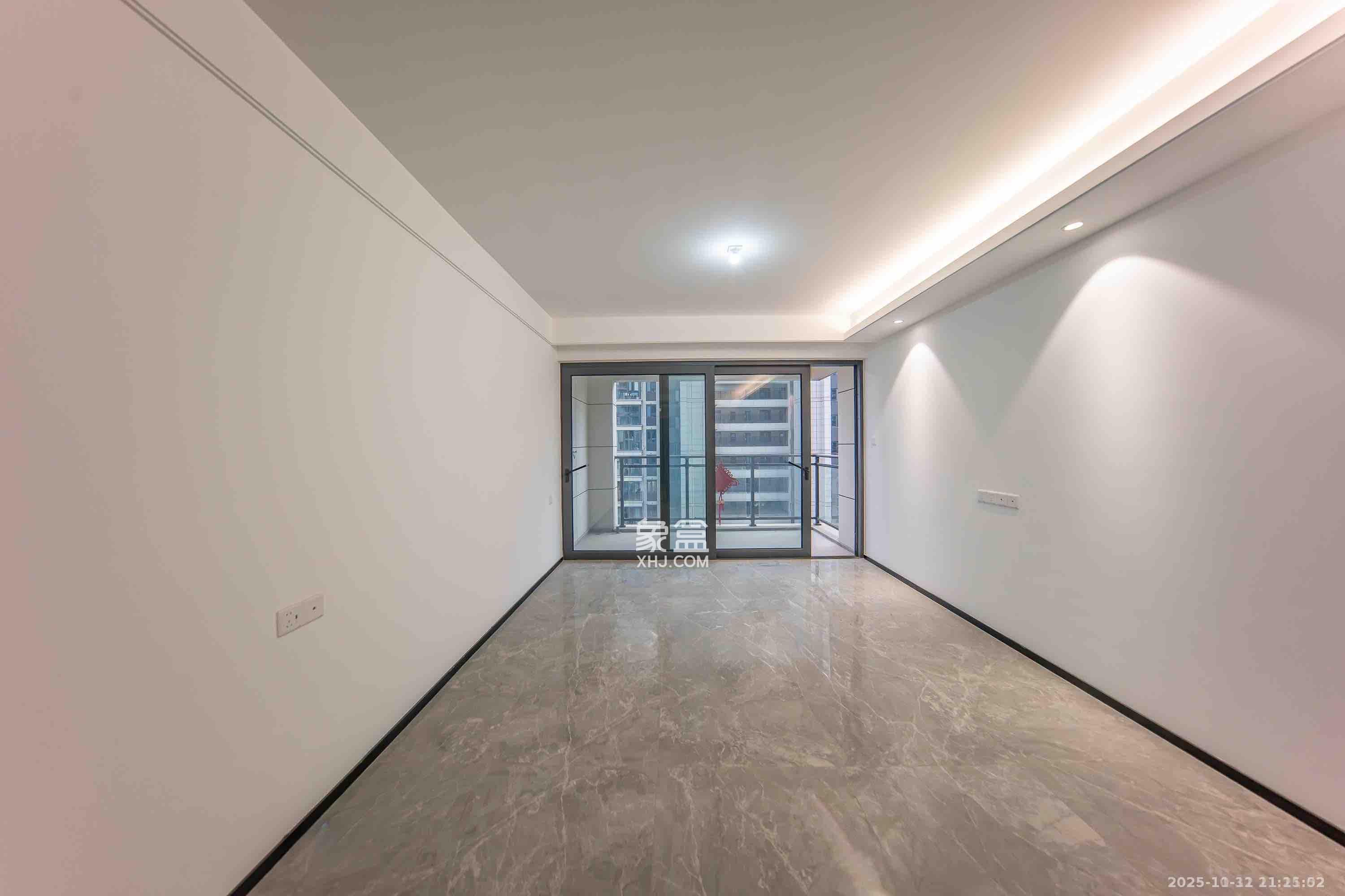 保利天汇  3室2厅2卫    3000.0元/月室内图