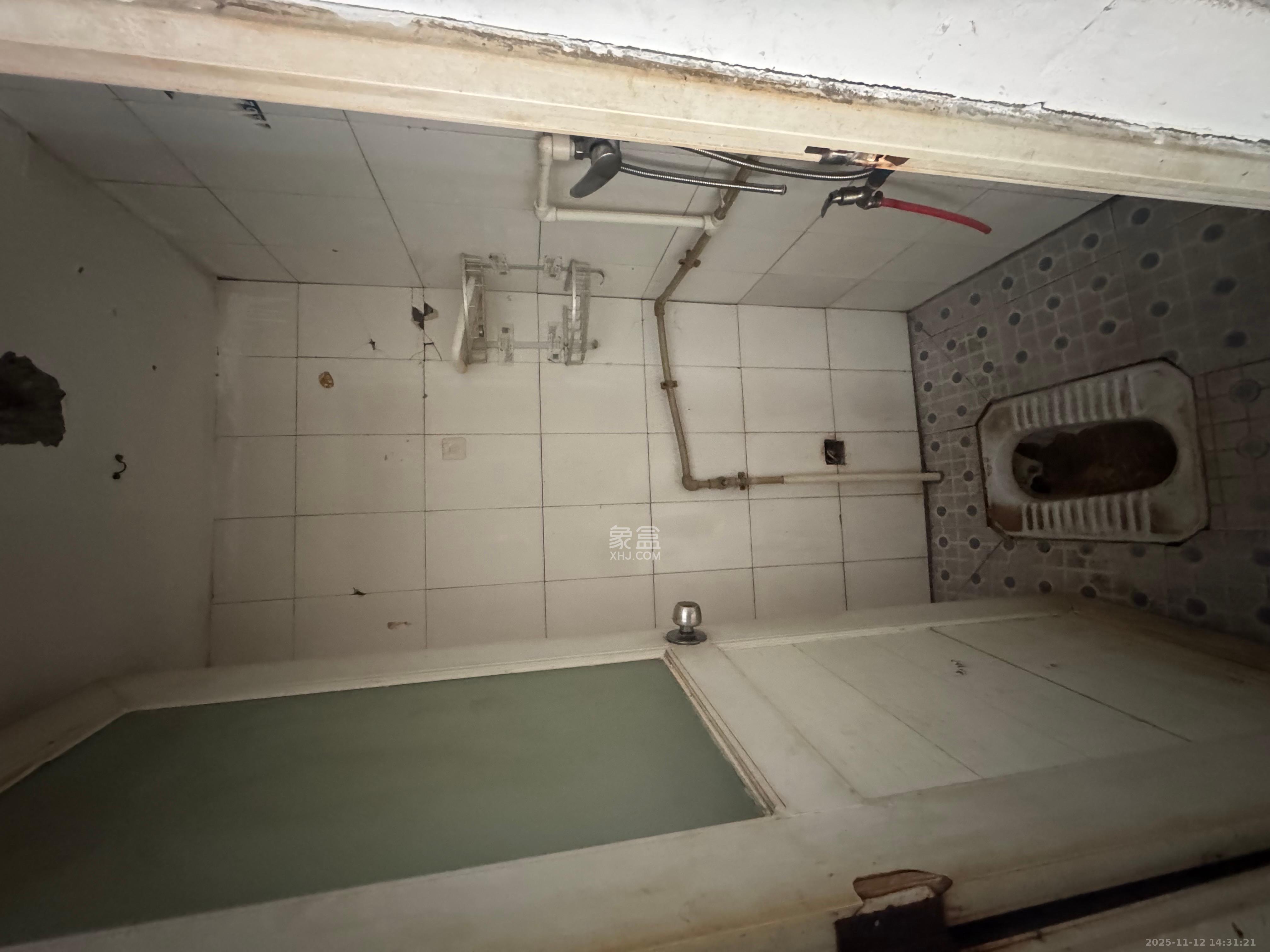 高岭小区 1室1厅1卫 1600.0元/月 高岭小区 1室1厅1卫 1600.0元/月室内图