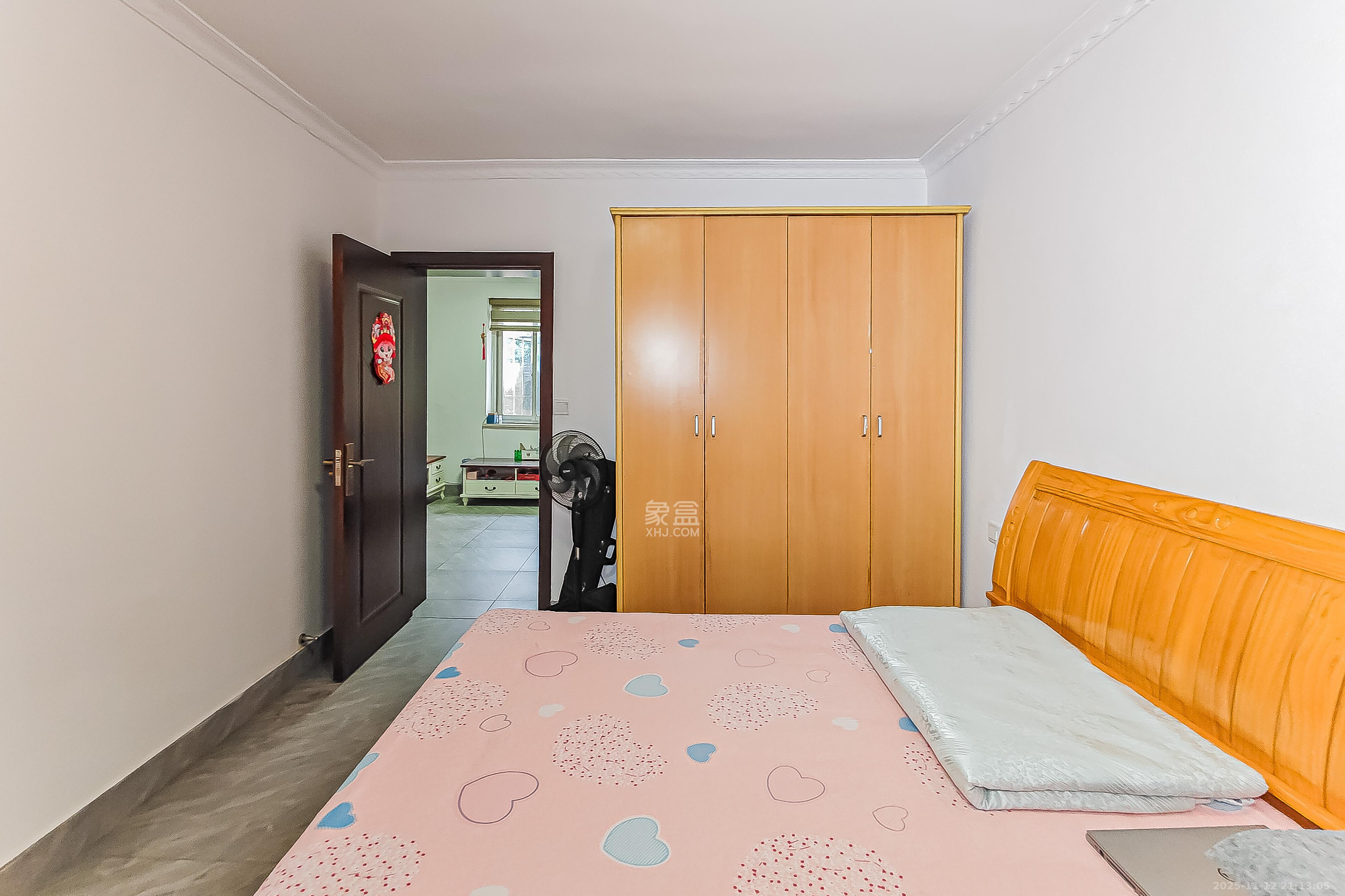 金地社区  2室1厅1卫    43.8万卧室