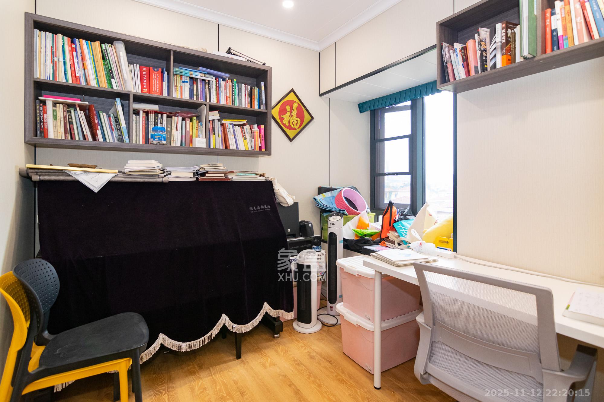 金地三千府(金地湖山樾、金地自在城) 4室3厅3卫 92.0万 金地三千府(金地湖山樾、金地自在城) 4室3厅3卫 92.0万卧室