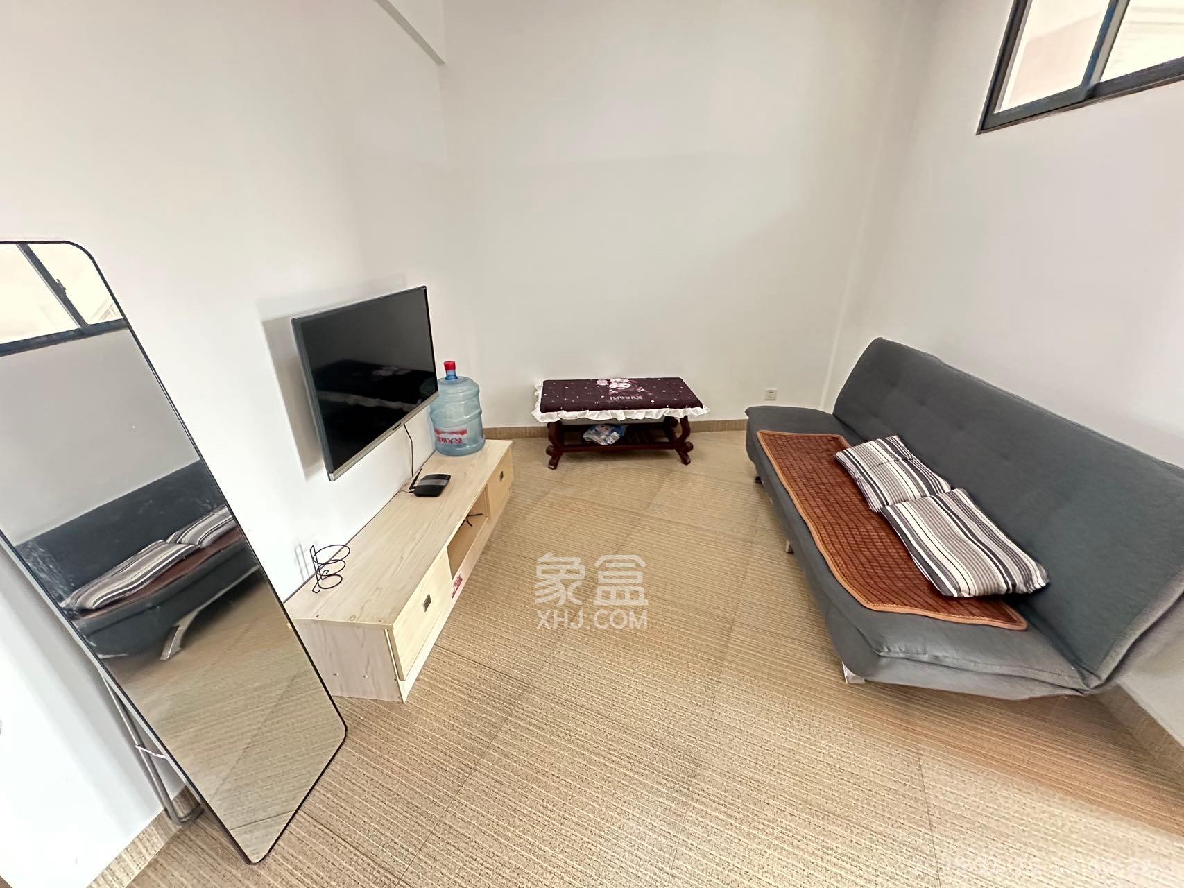 湖韵佳苑 1室1厅1卫 1600.0元/月 湖韵佳苑 1室1厅1卫 1600.0元/月室内图