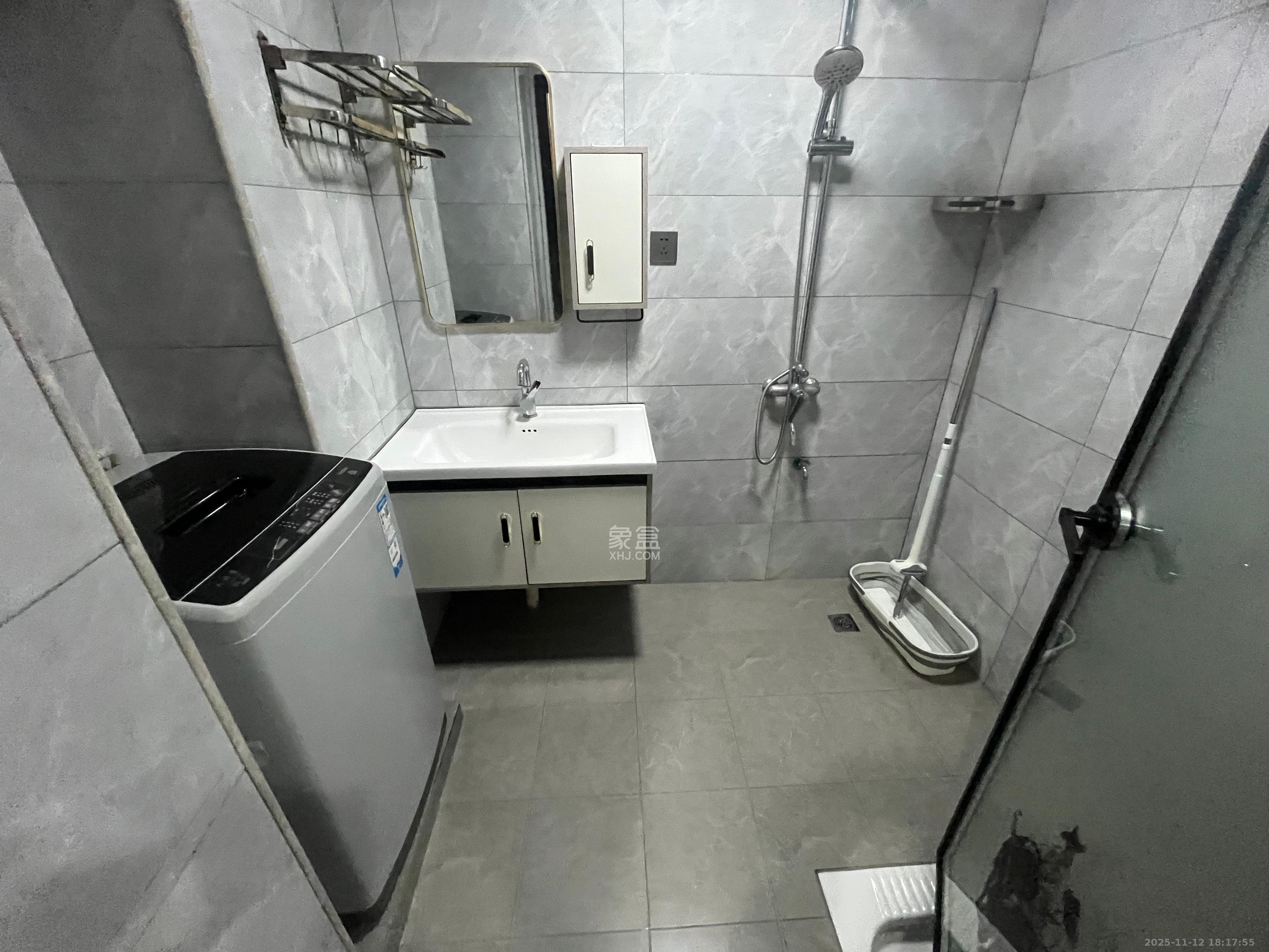 中建悦和城 1室1厅1卫 1500.0元/月 中建悦和城 1室1厅1卫 1500.0元/月室内图