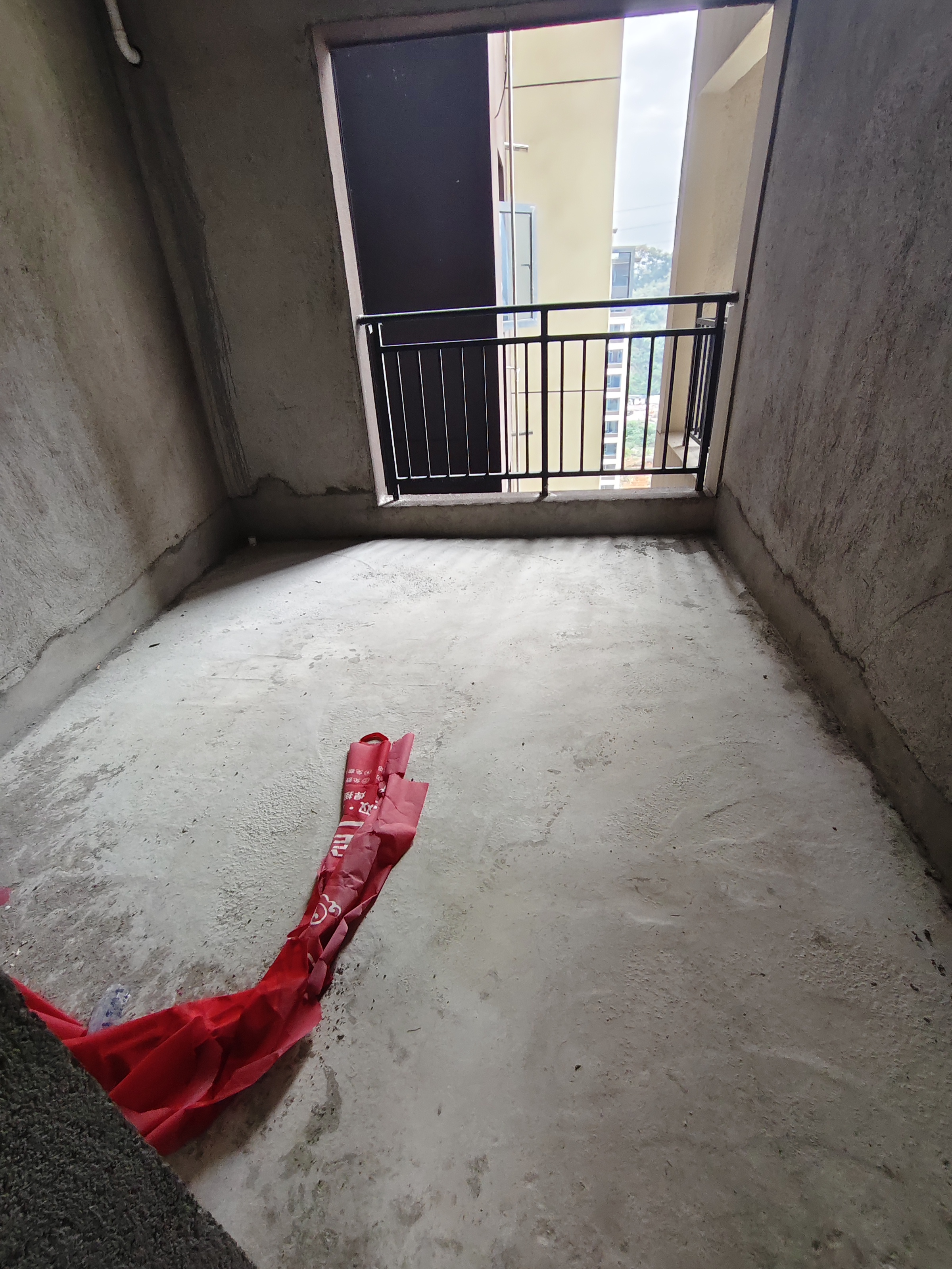 百弘学府城三期  1室0厅0卫    103.8万客厅