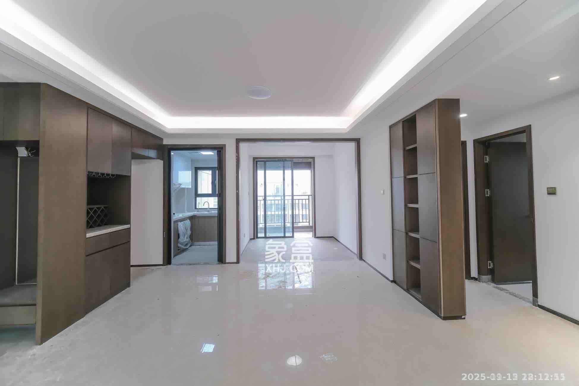 荣盛城 1室0厅0卫 1800.0元/月 荣盛城 1室0厅0卫 1800.0元/月室内图