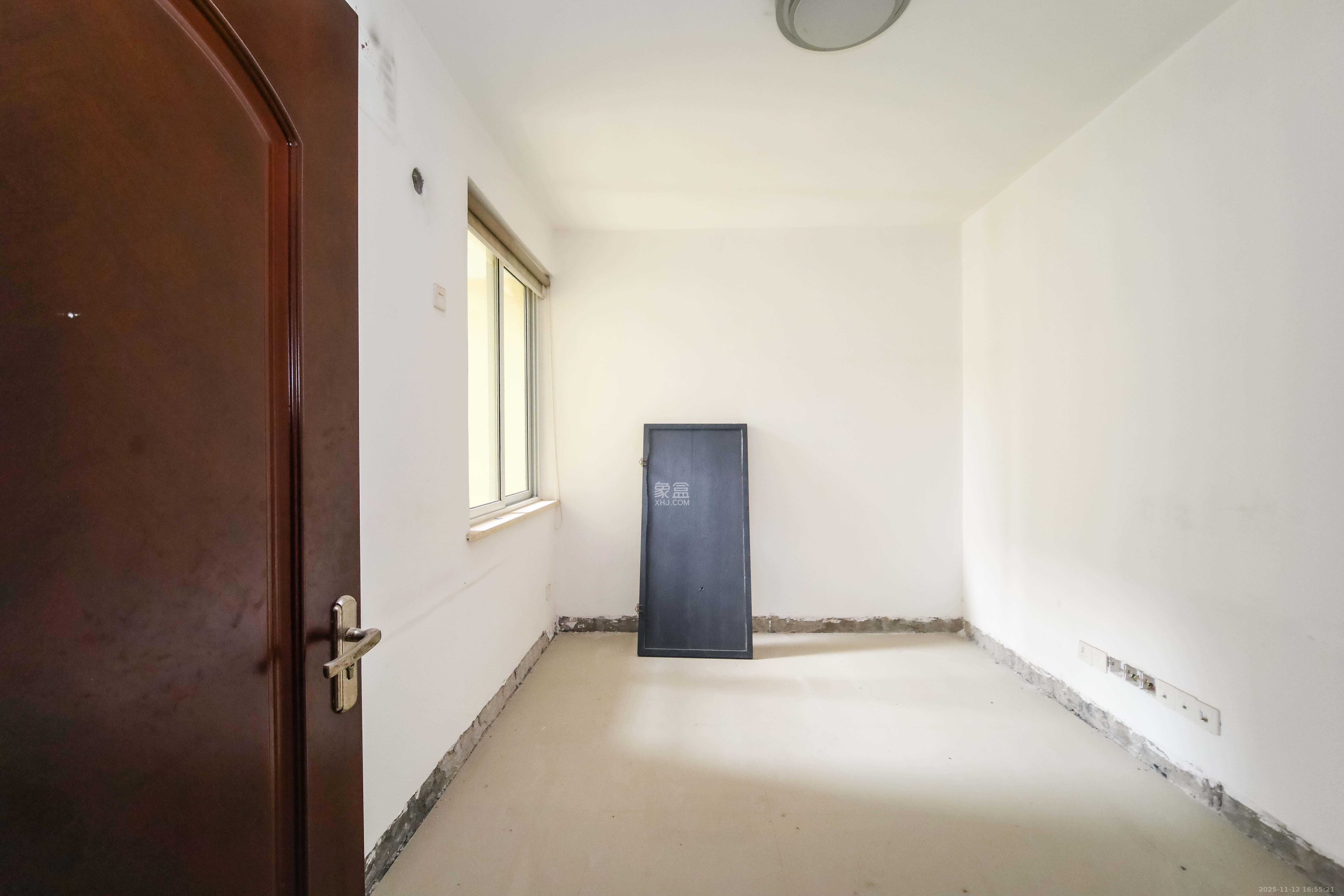 汇都公寓 3室2厅1卫 71.0万 汇都公寓 3室2厅1卫 71.0万卧室