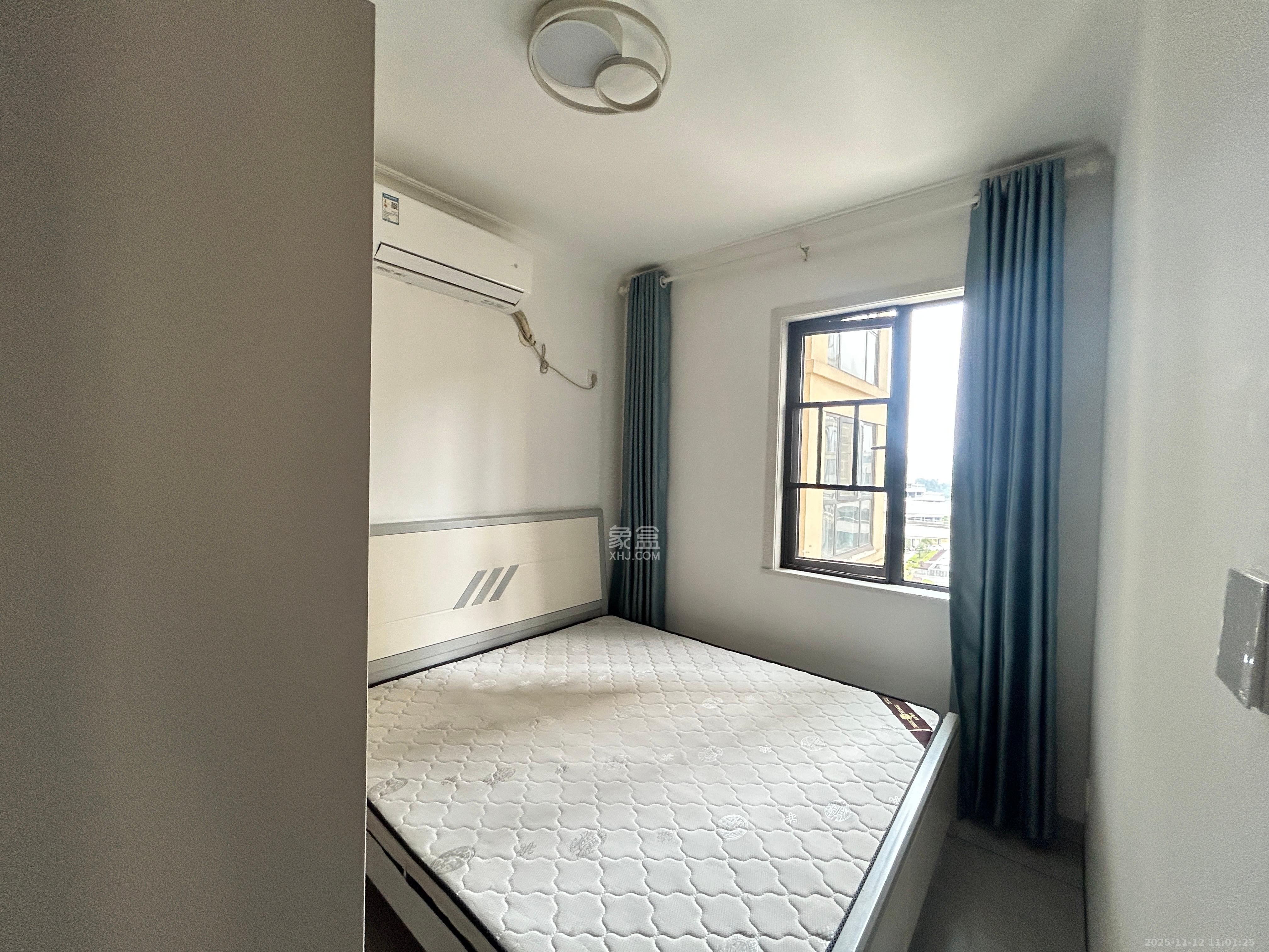 学士翰林苑  2室1厅1卫    1800.0元/月室内图