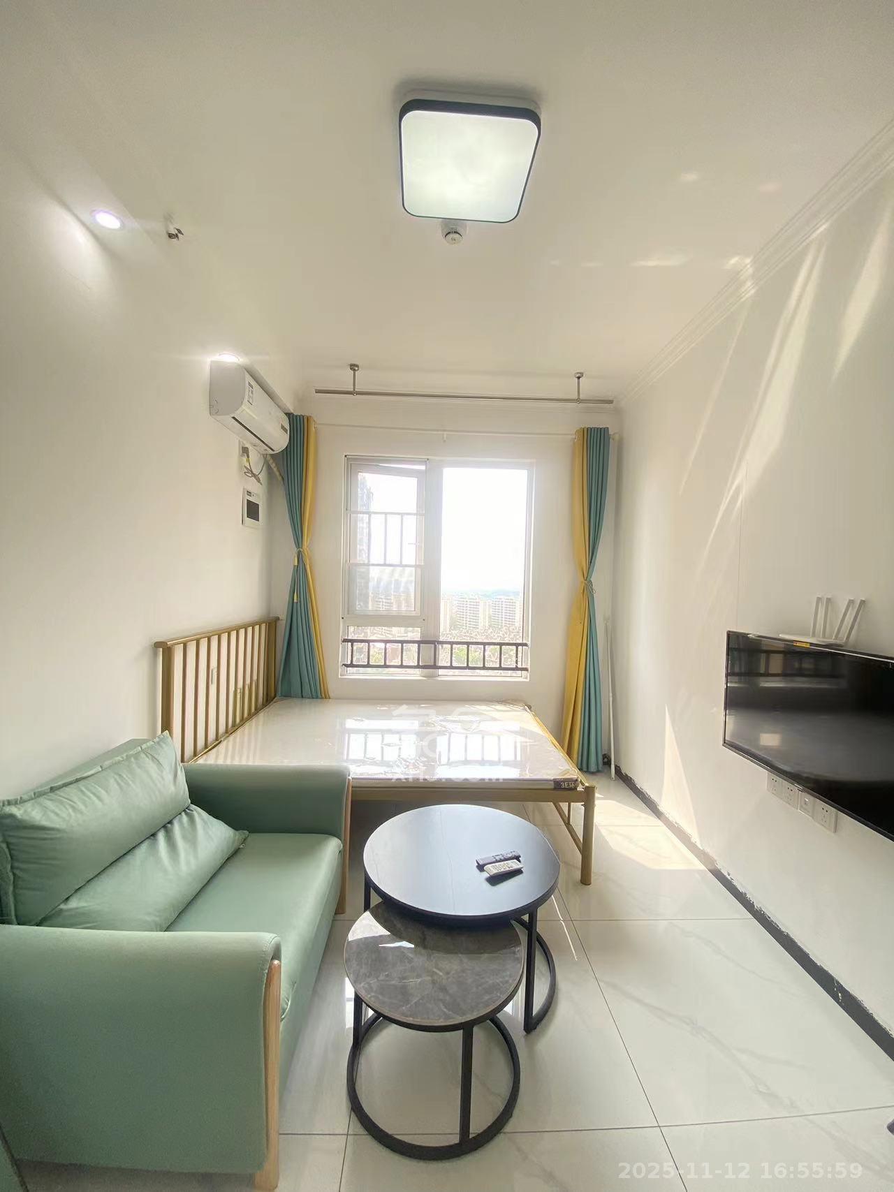 保利香槟国际 1室1厅1卫 1200.0元/月 保利香槟国际 1室1厅1卫 1200.0元/月室内图