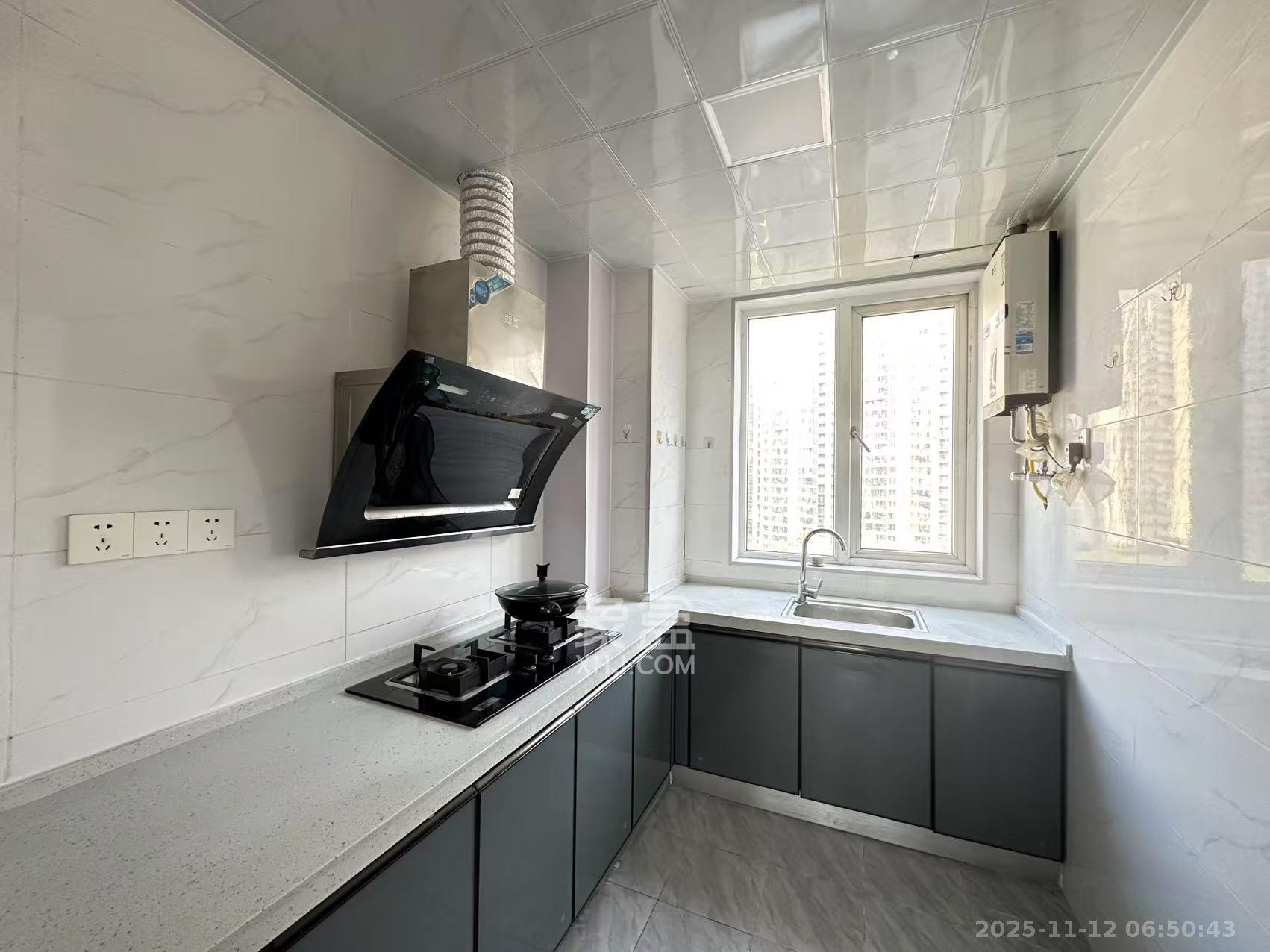 当代滨江MOMA  3室2厅2卫    3000.0元/月室内图