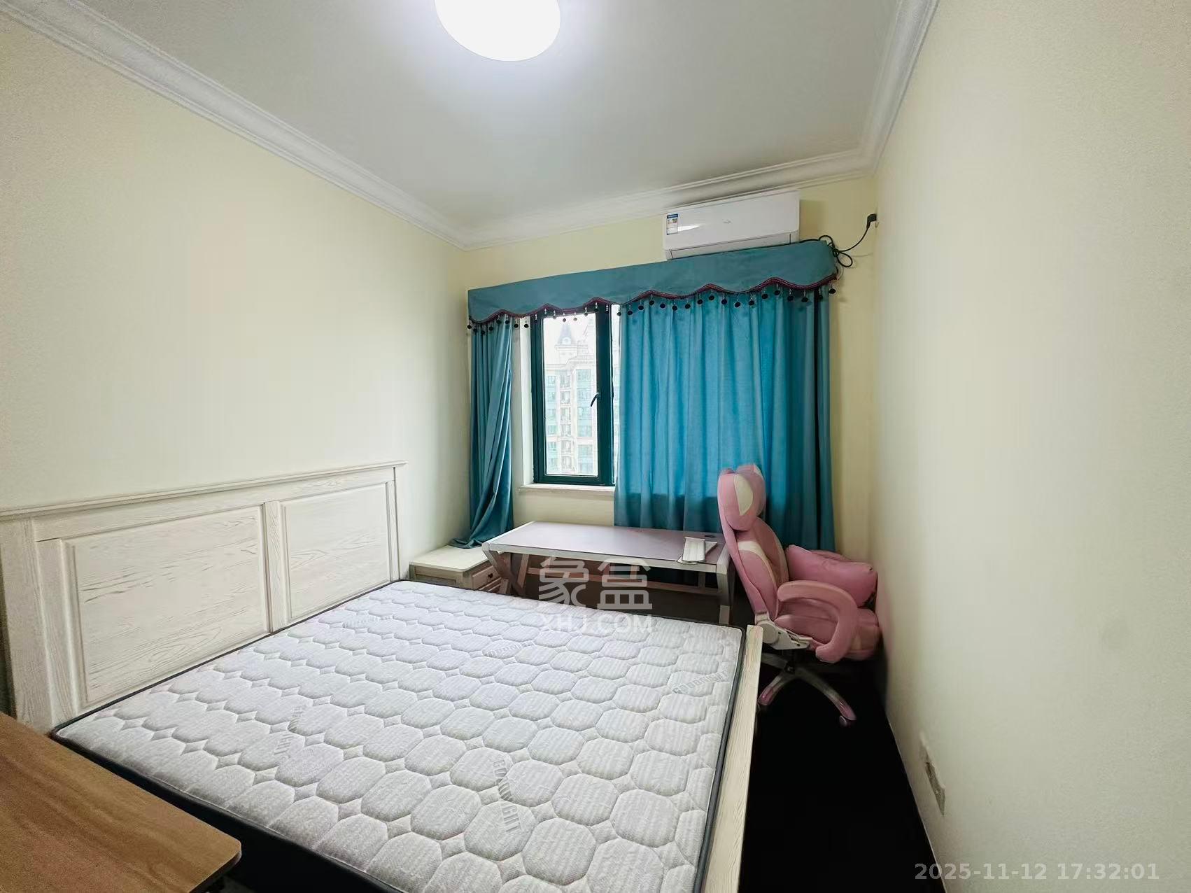 恒大御景湾 3室2厅22卫 3200.0元/月 恒大御景湾 3室2厅22卫 3200.0元/月室内图