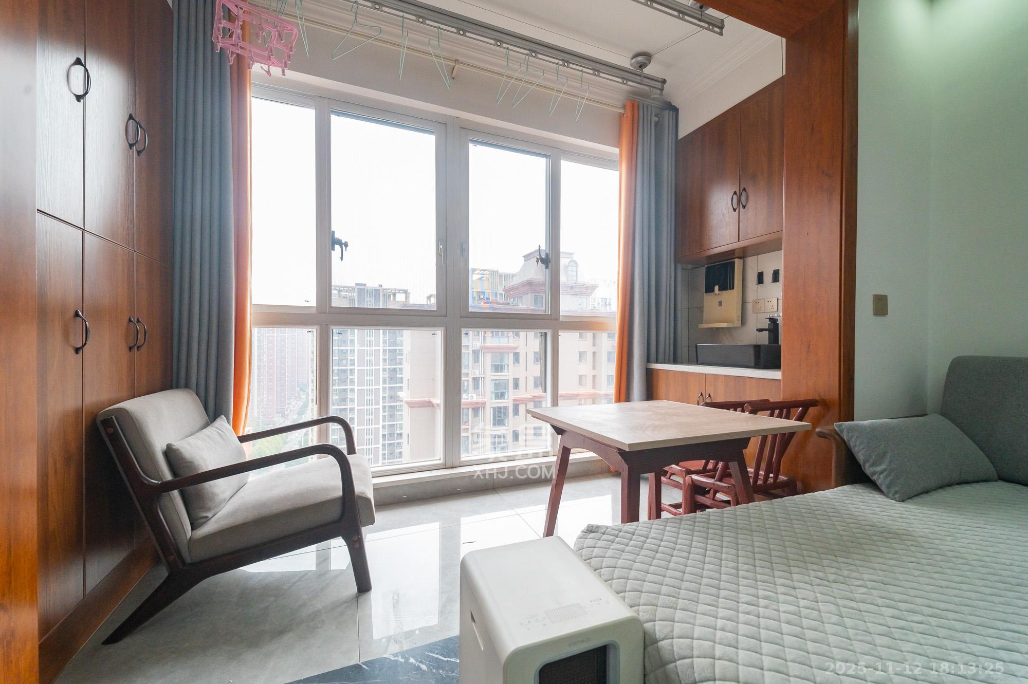 松雅湖壹号  3室2厅1卫    78.8万阳台