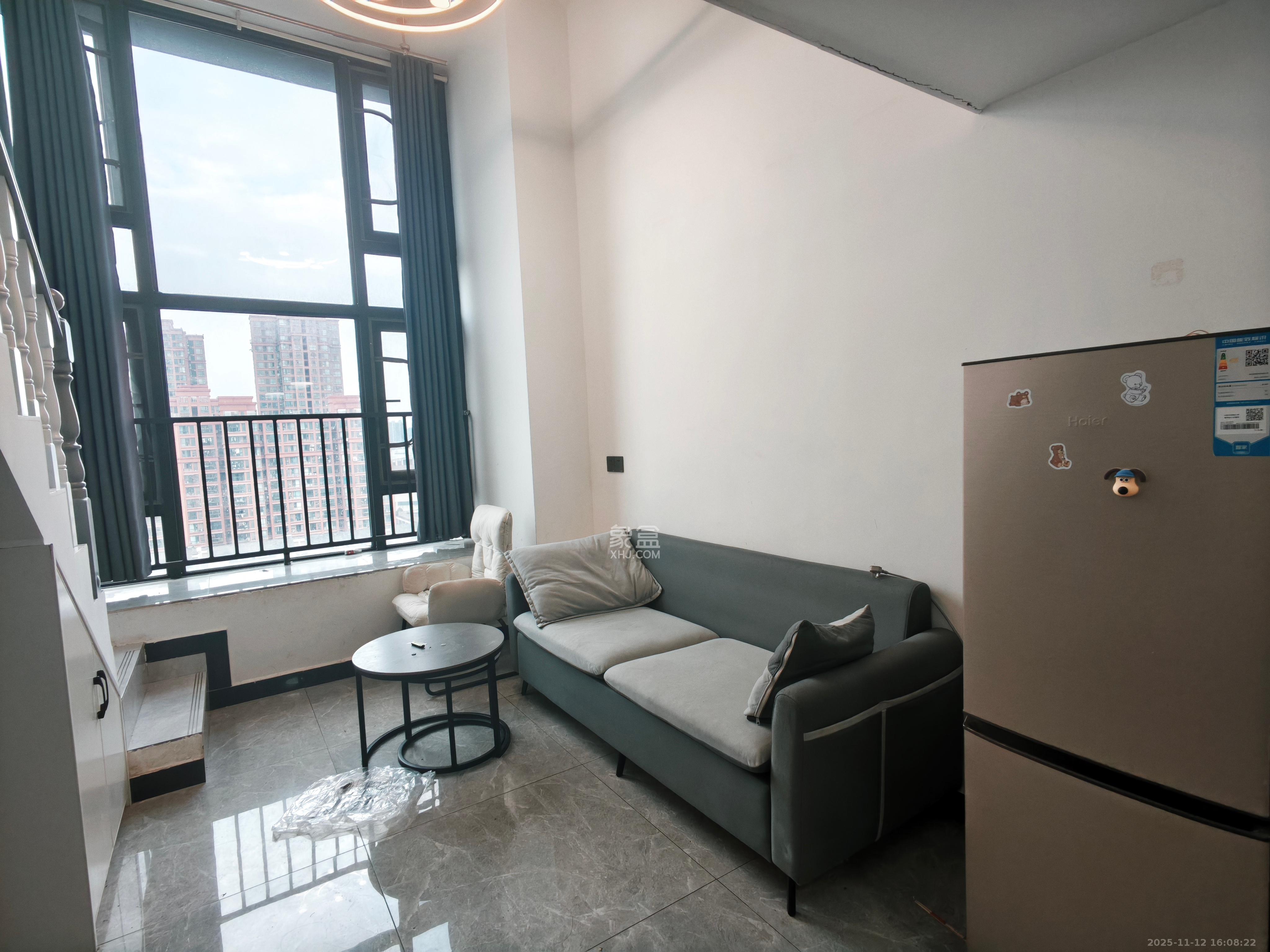 龙湖湘江星座（祺鑫星座公寓）  1室1厅1卫    1600.0元/月室内图